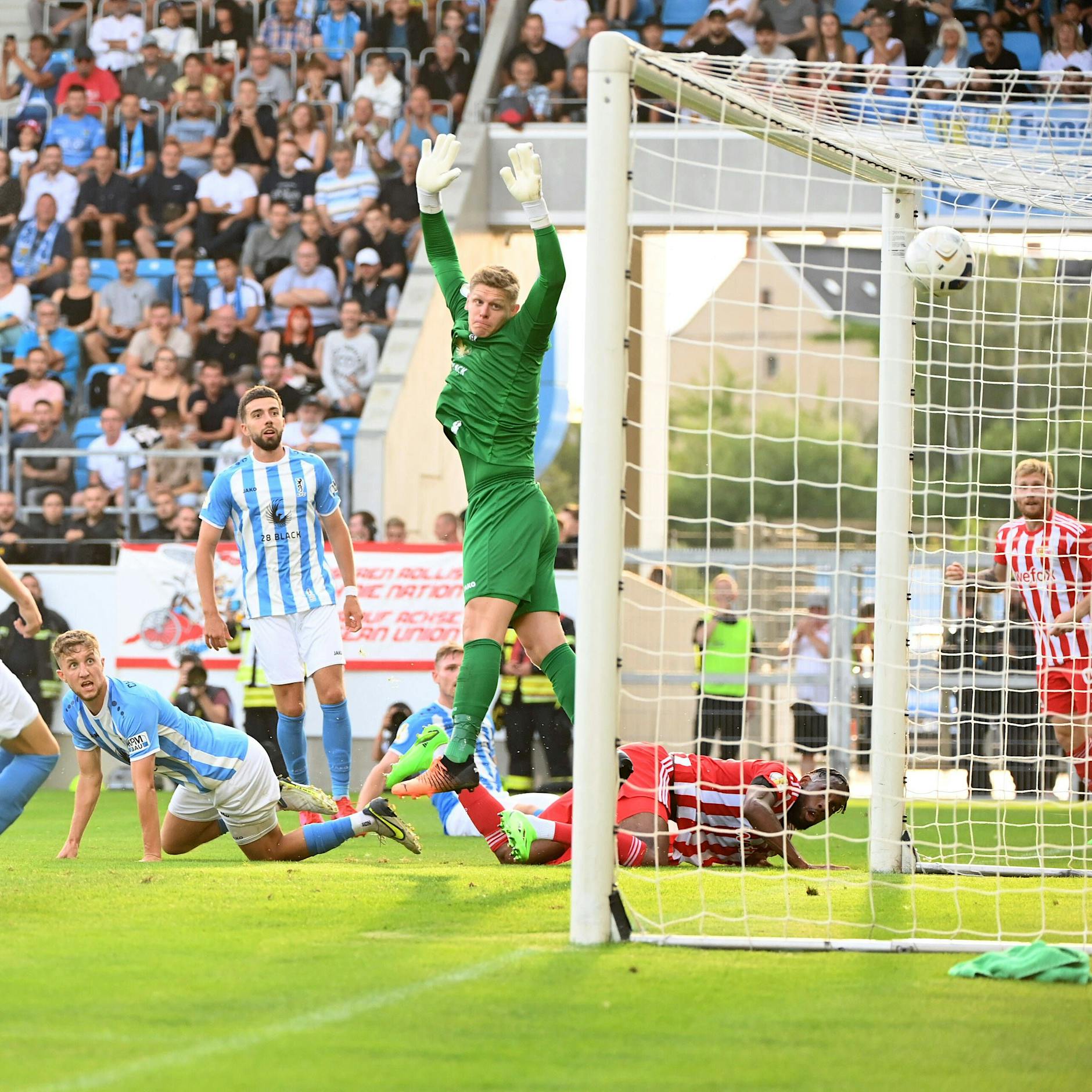 Jordan Siebatcheu und Kevin Behrens bewahren den 1. FC Union vor einer Pokal-Blamage
