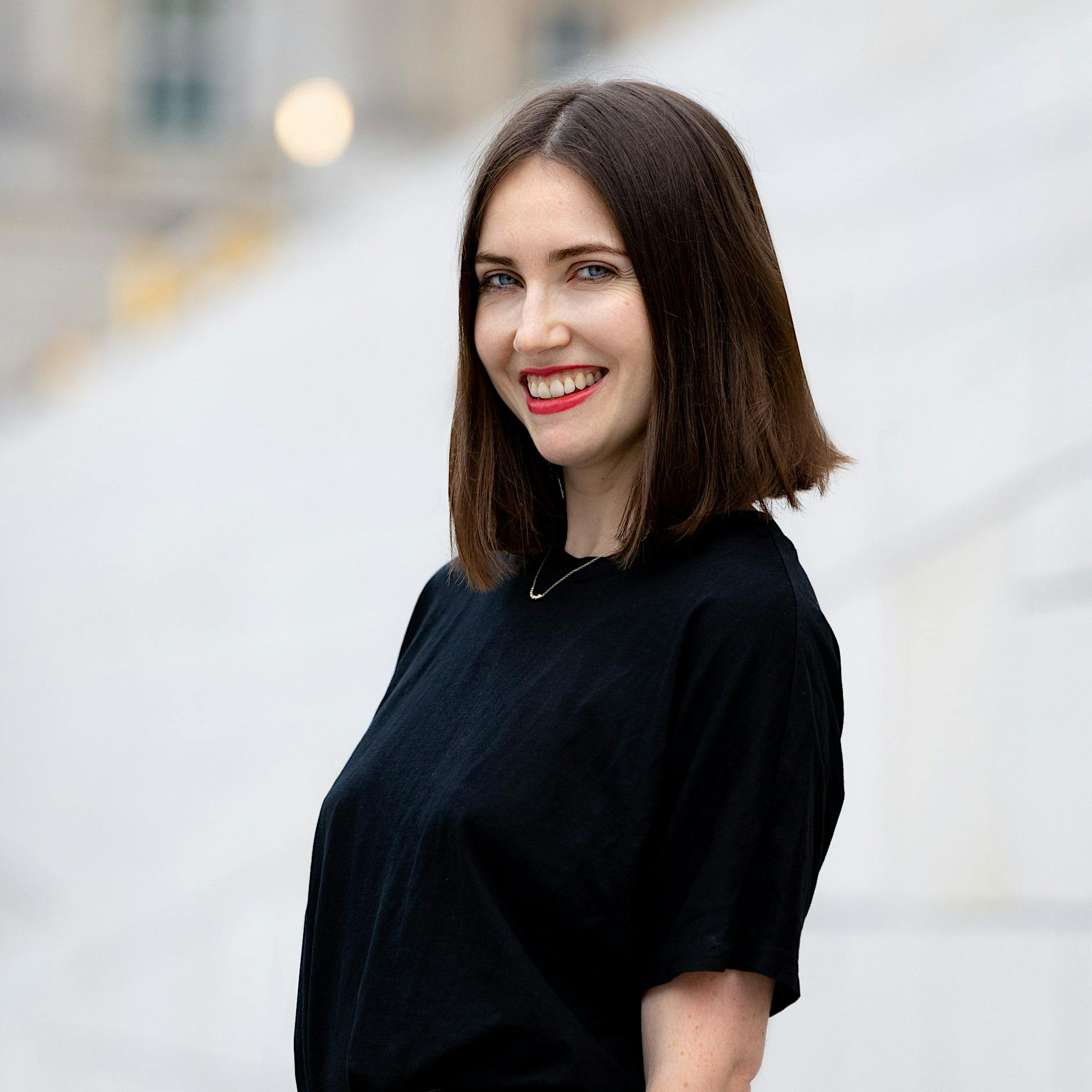 Das langsame Ticken der Uhr in Wien: Erst kontaktlos bezahlen, dann FKK-Strand