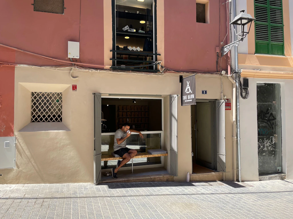 Von Mitte nach Mallorca: Berlins bekanntestes Café gibt es jetzt auf der Insel