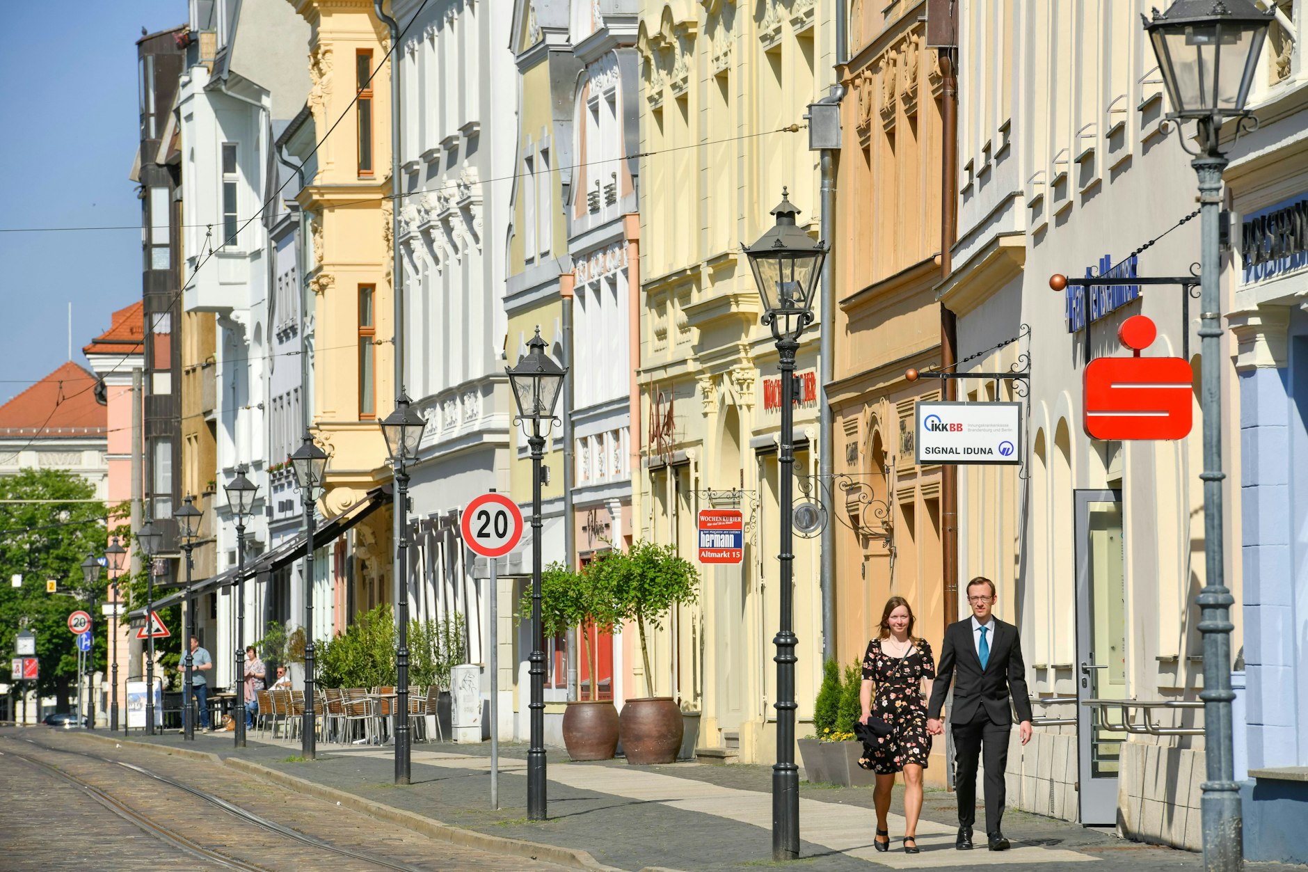 In Teilen der Cottbusser Innenstadt darf kein Alkohol mehr verzehrt werden. (Symbolbild)