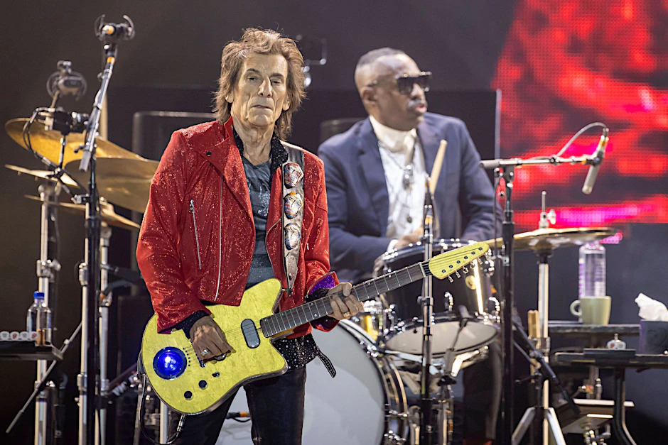 Ron Wood auf einem Konzert der Rolling Stones in der Veltins-Arena in Gelsenkirchen