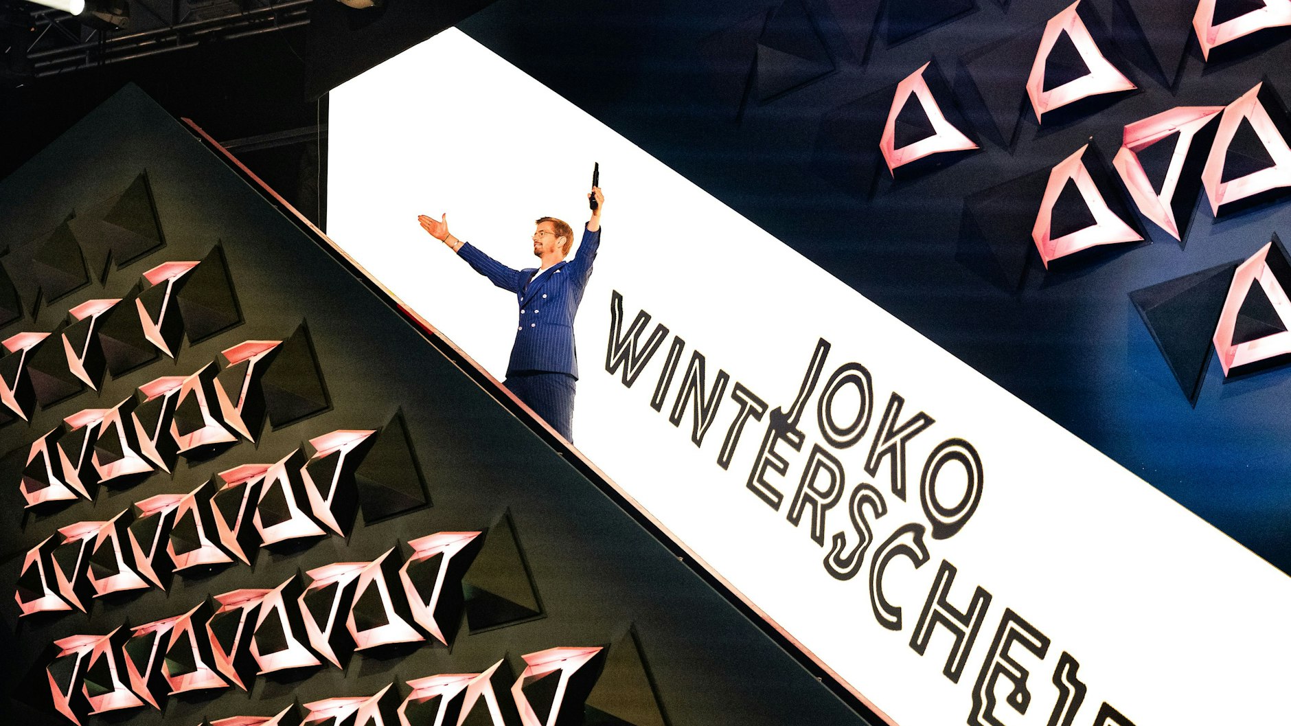 Joko Winterscheidt moderiert „Wer stiehlt mir die Show?“ - manchmal.