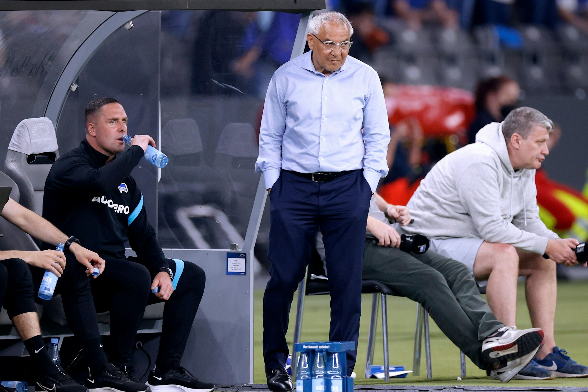 Trainer Felix Magath feierte bei Hertha BSC vergangene Saison sein Bundesliga-Comeback. Jetzt holt er gegen die Nachwuchsarbeit des DFB verbal aus.