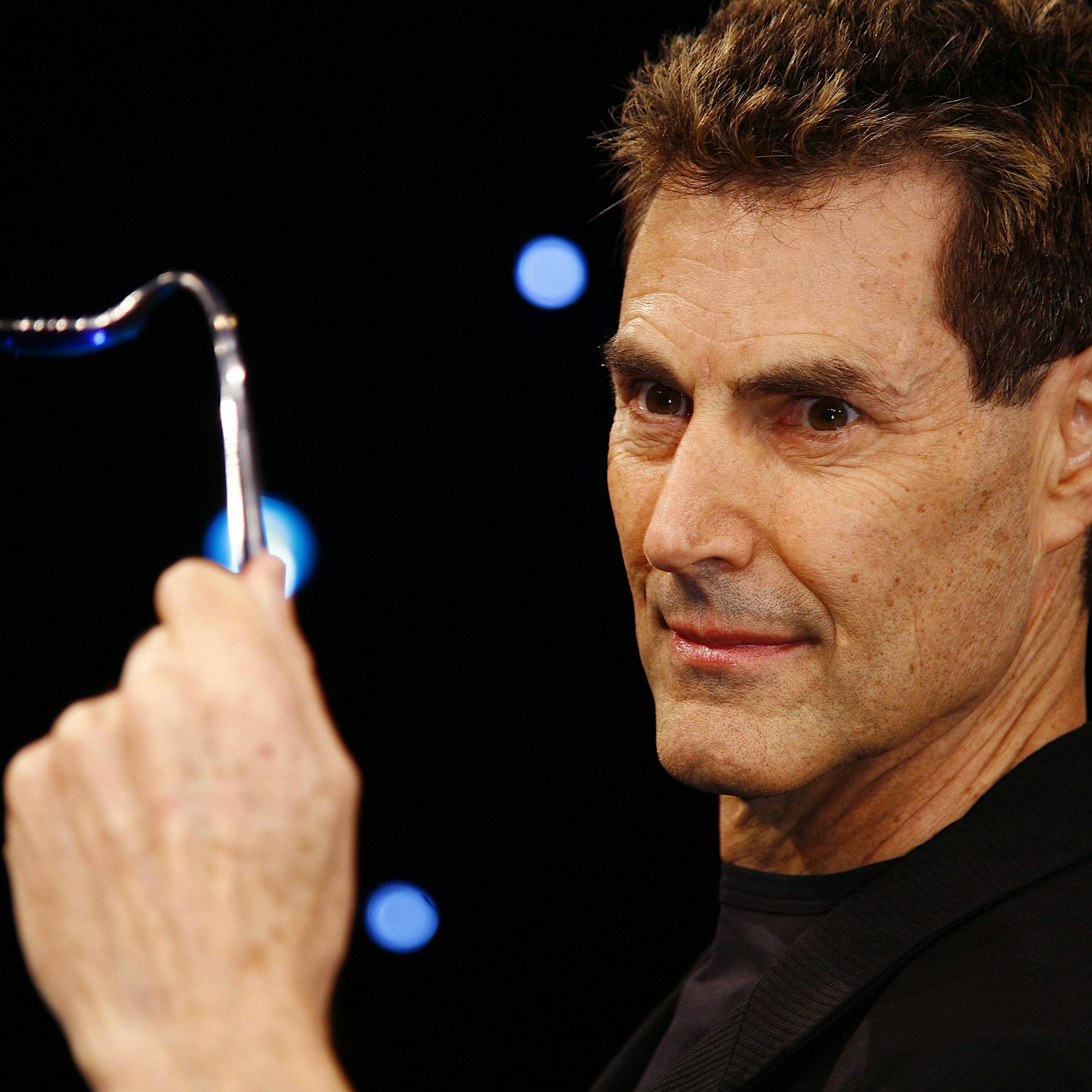 Kurioser Warnbrief: Uri Geller will Putins Atomraketen abwehren