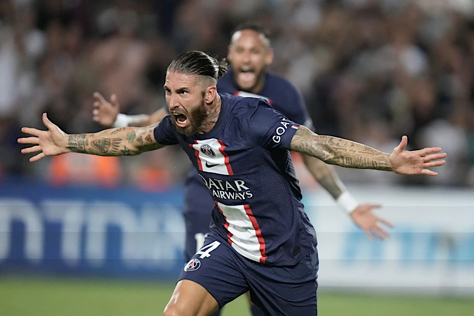 Sergio Ramos feiert sein Tor zum zwischenzeitlichen 3:0.  