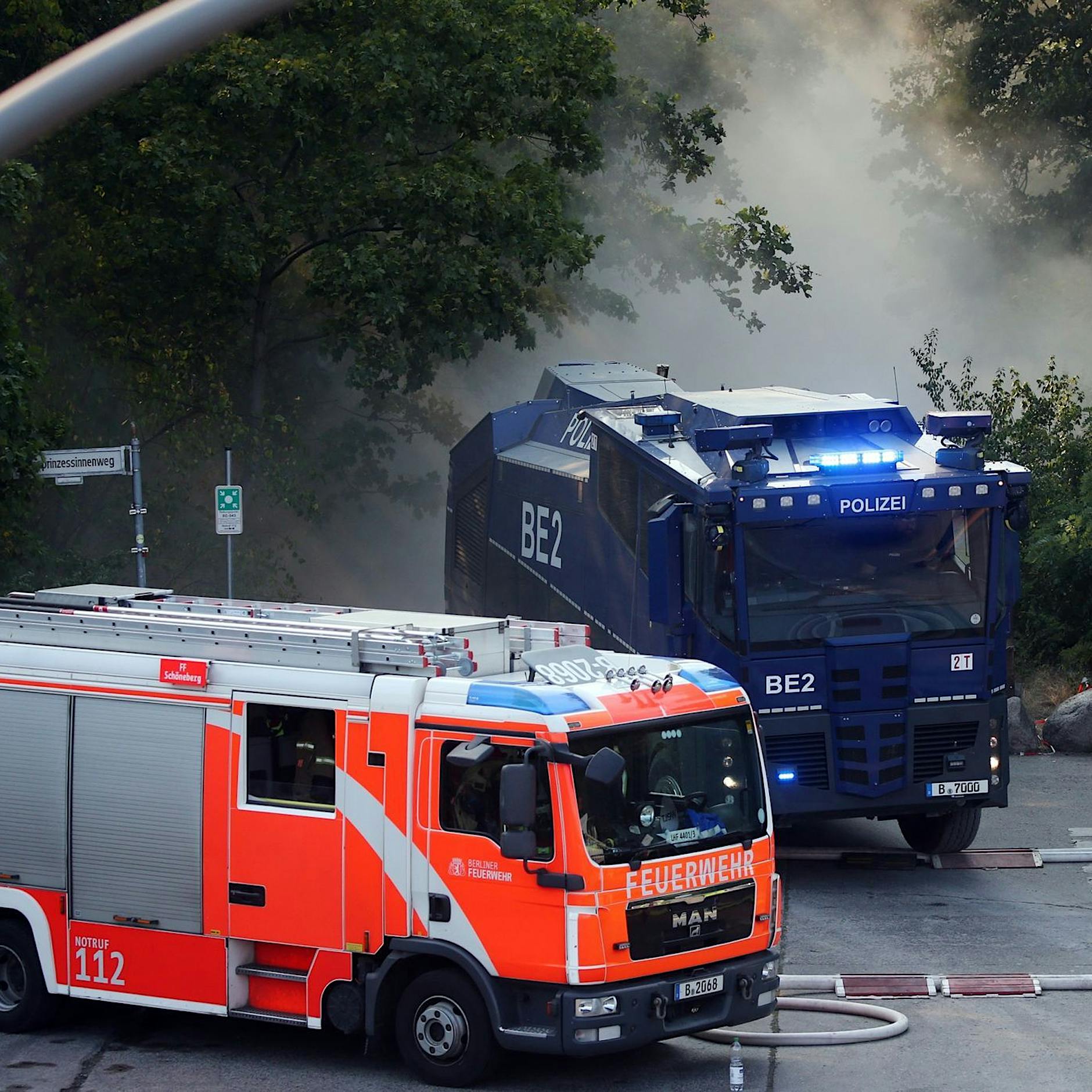 Großbrand im Grunewald: „Wenn es weiter ausbricht, wäre es eine Katastrophe“