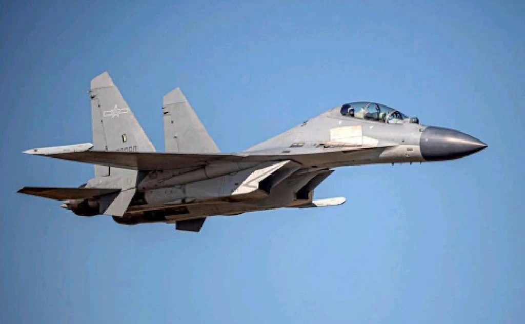 Chinas Manöver nahe Taiwan: Die ersten Raketen fliegen