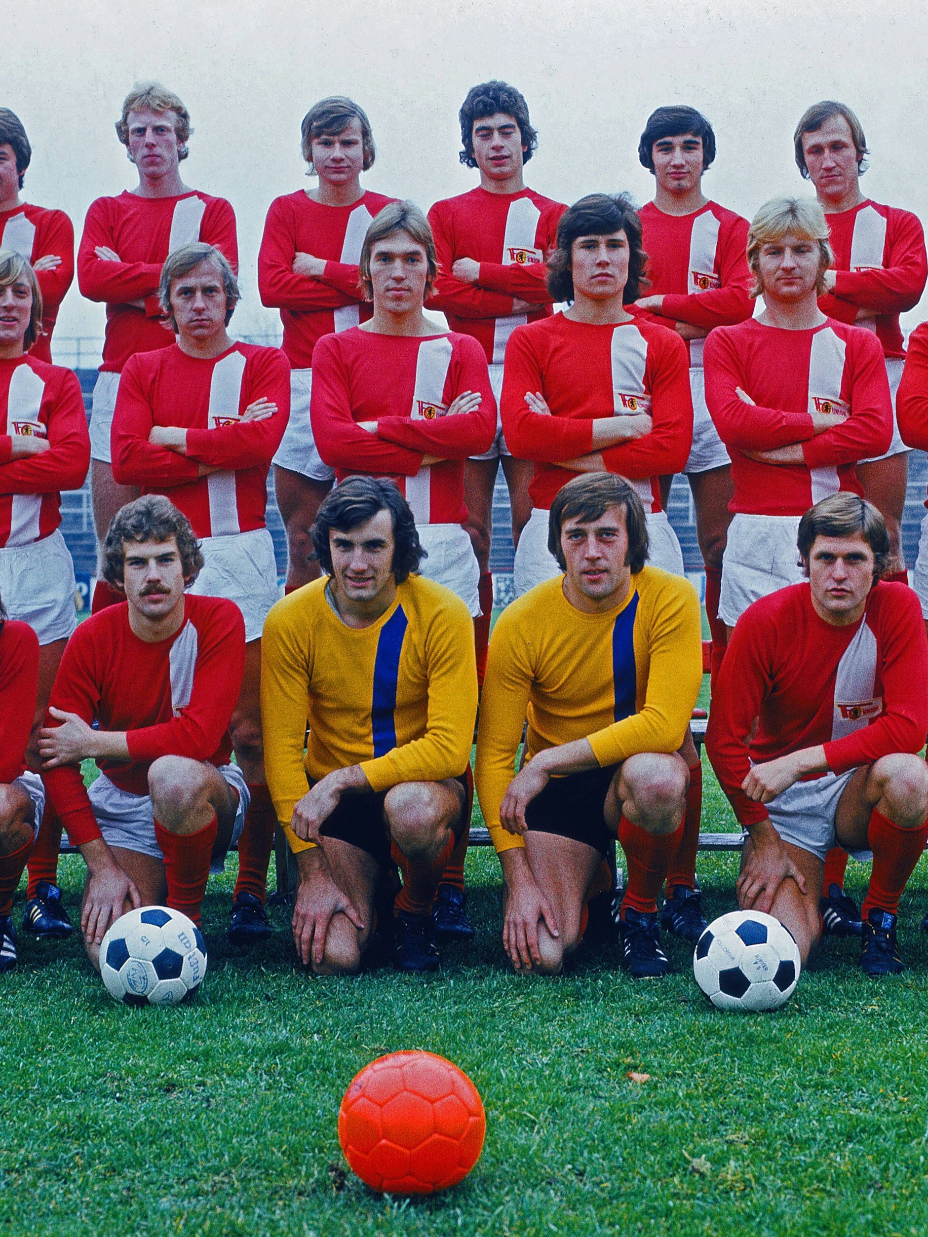 Die Union-Mannschaft um Wolfgang Matthies (2. TW von links) im Spieljahr 1976/77.