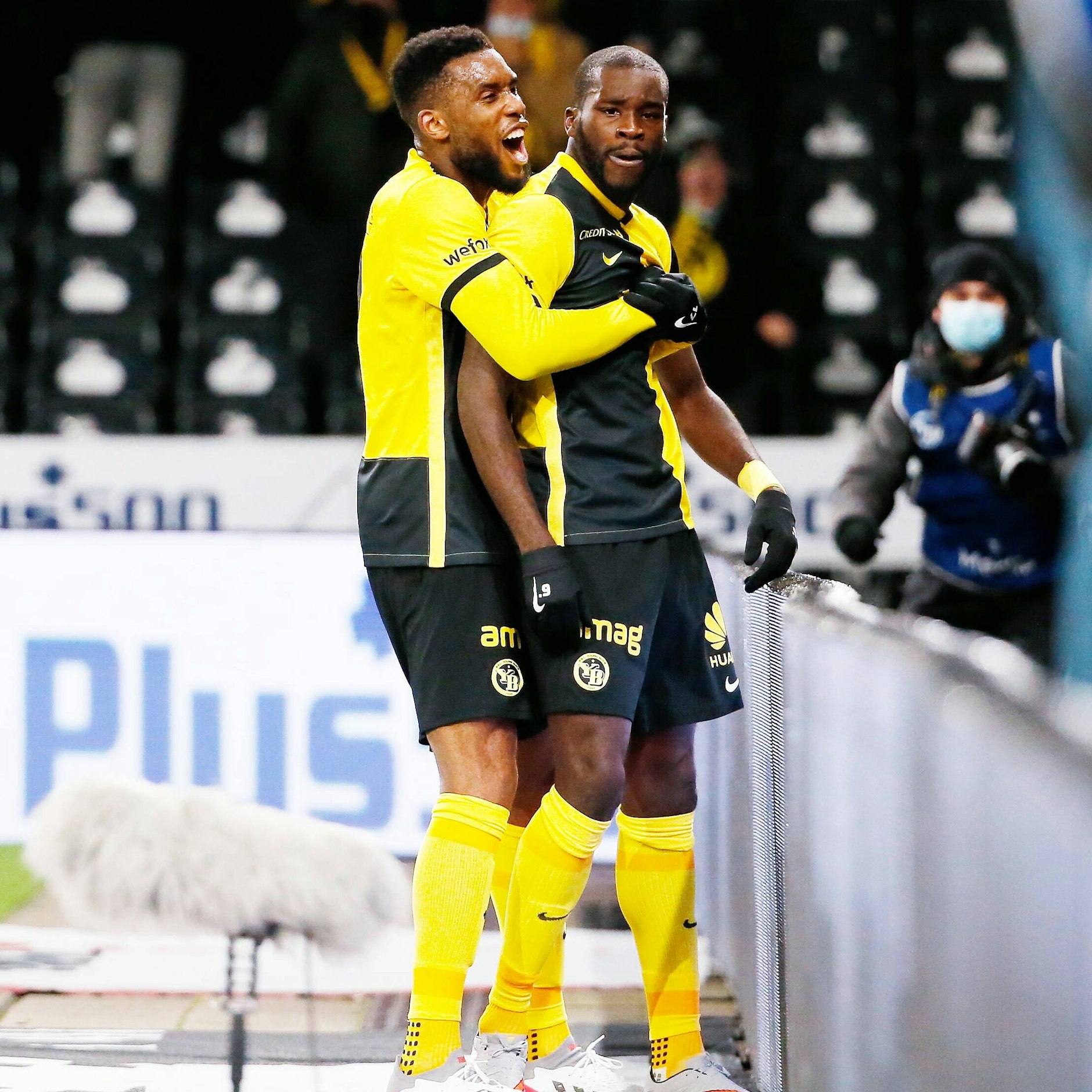 So jubelten Siebatcheu und Kanga gemeinsam für Young Boys Bern.