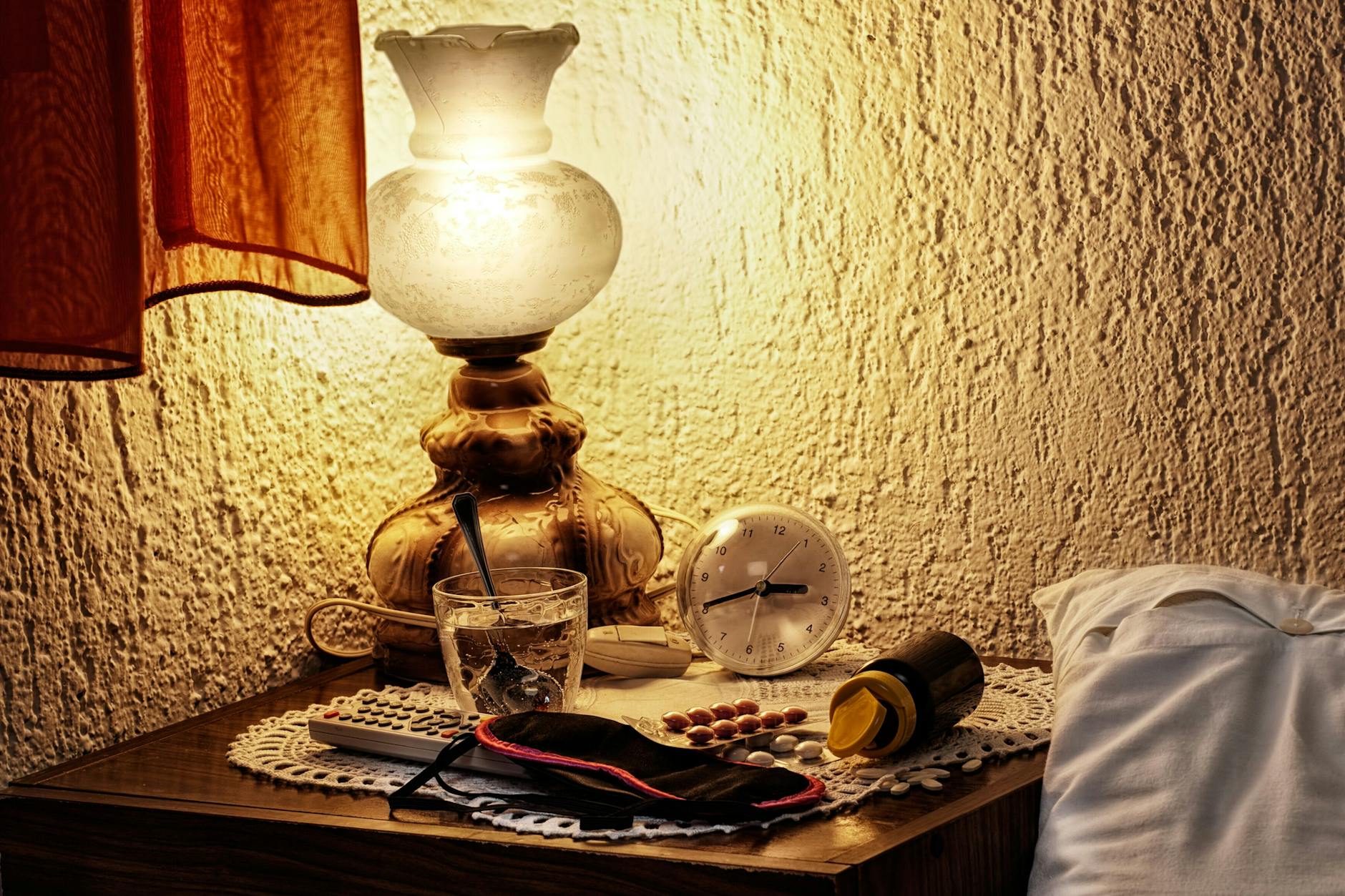 Wenn Schlafmittel nicht wirken, können Polizei oder das zuständige Ordnungsamt Abhilfe schaffen