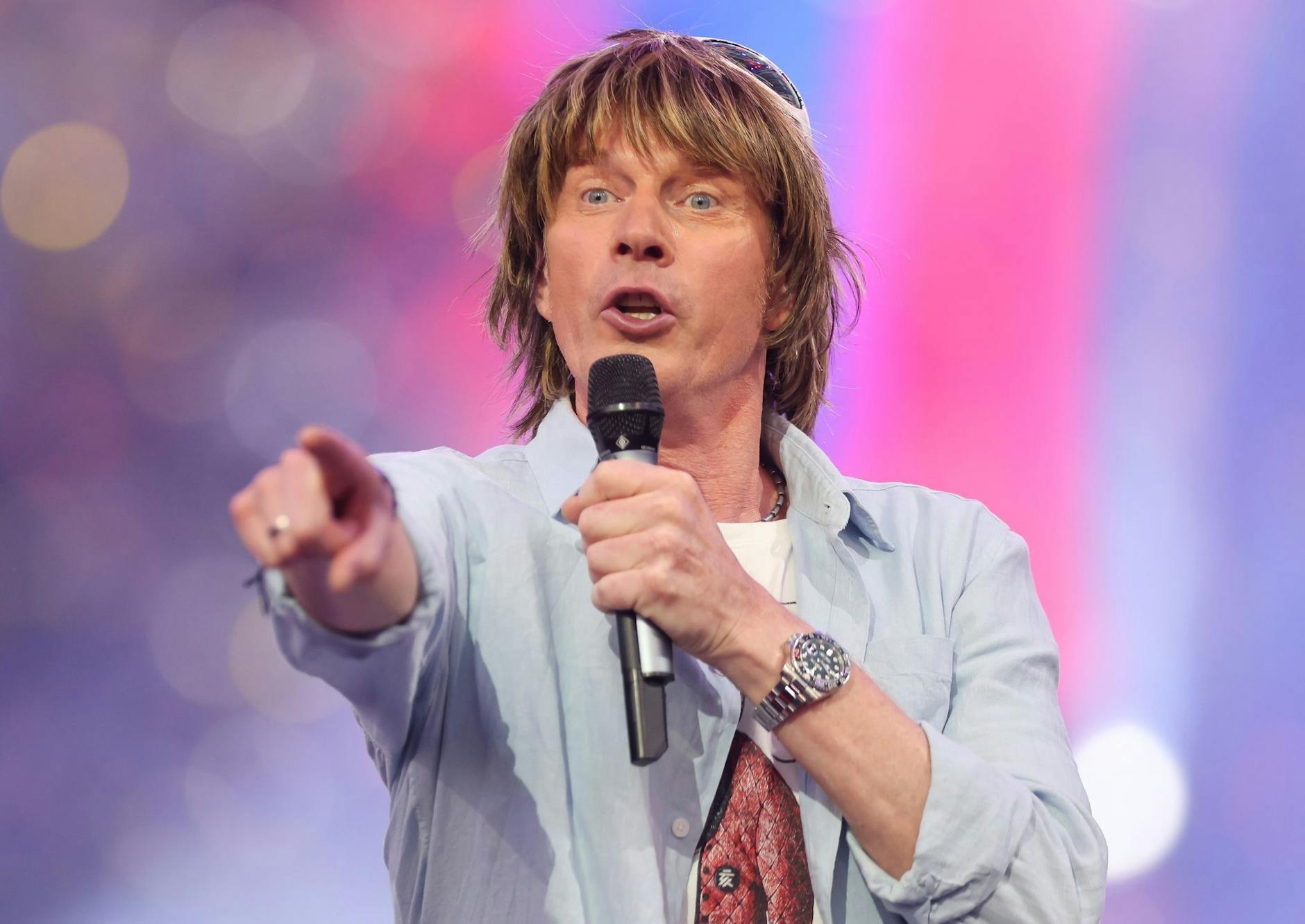 ARCHIV - Mickie Krause in der Show «Das große Schlagercomeback» in Leipzig.