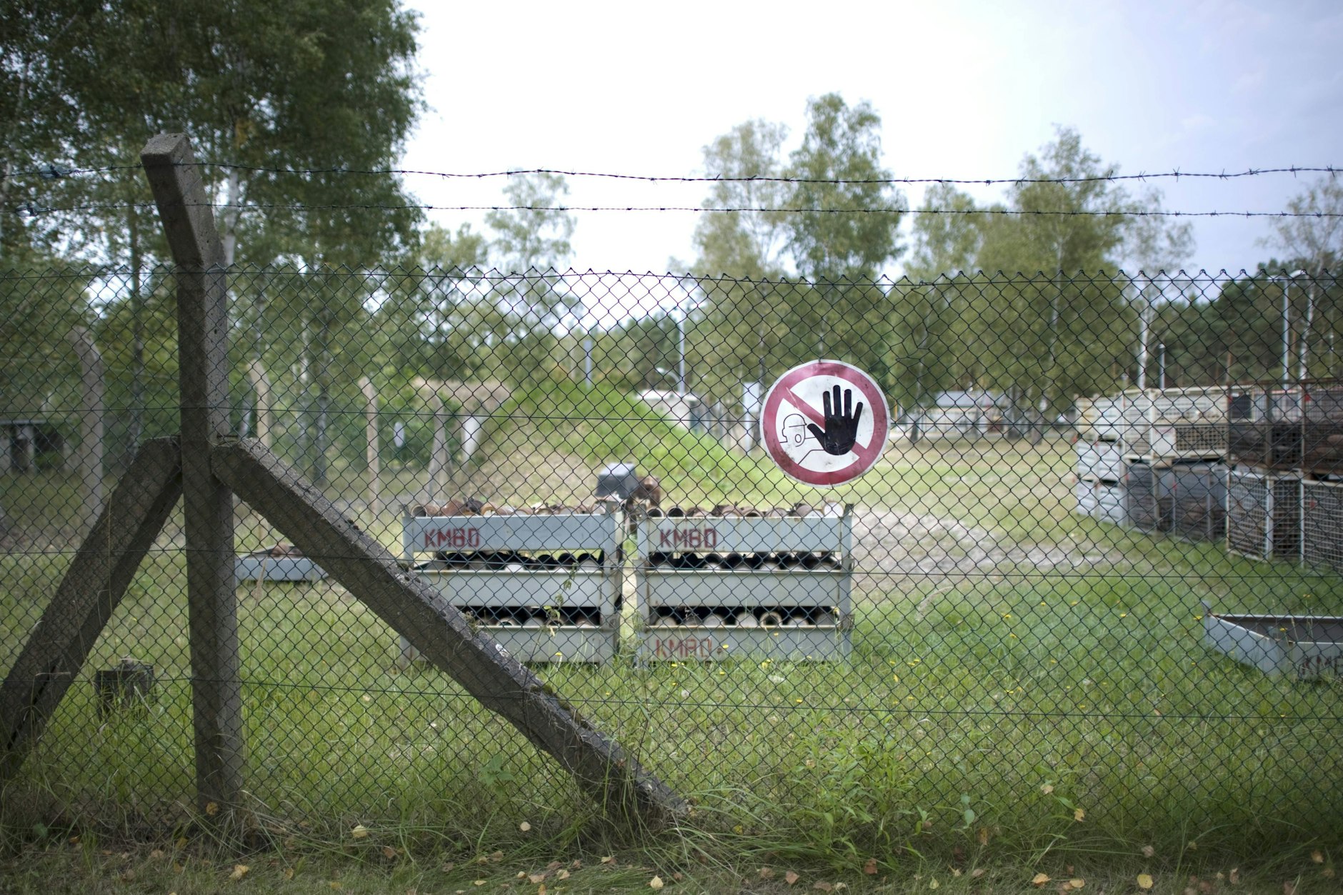 Der Munitionszerlegebetrieb in Kummersdorf-Gut: Hier werden die zahlreichen noch vorhandenen Kampfmittel des 1. und 2. Weltkrieges vernichtet.