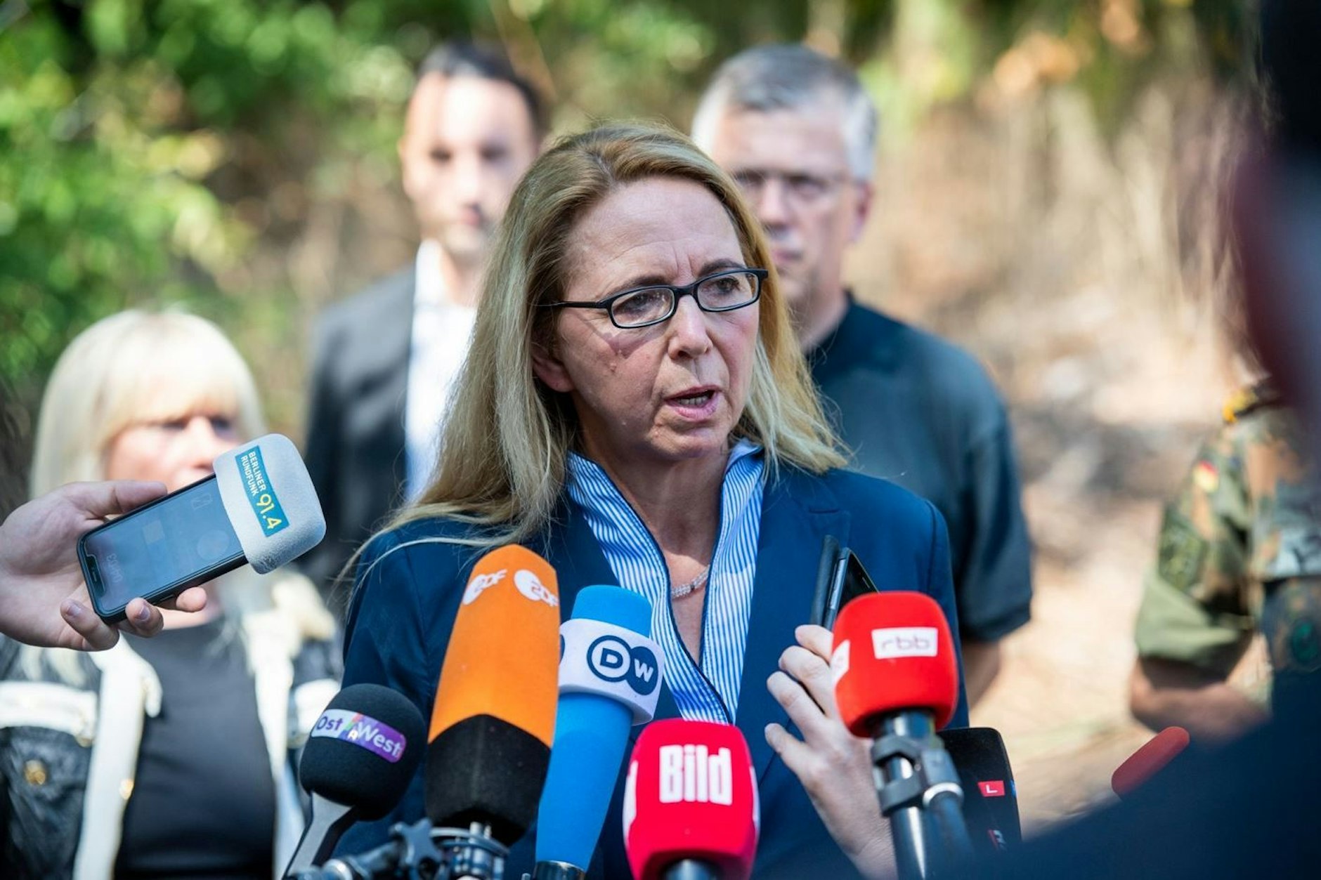 Barbara Slowik, Polizeipräsidentin von Berlin, gibt eine Stellungnahme ab.