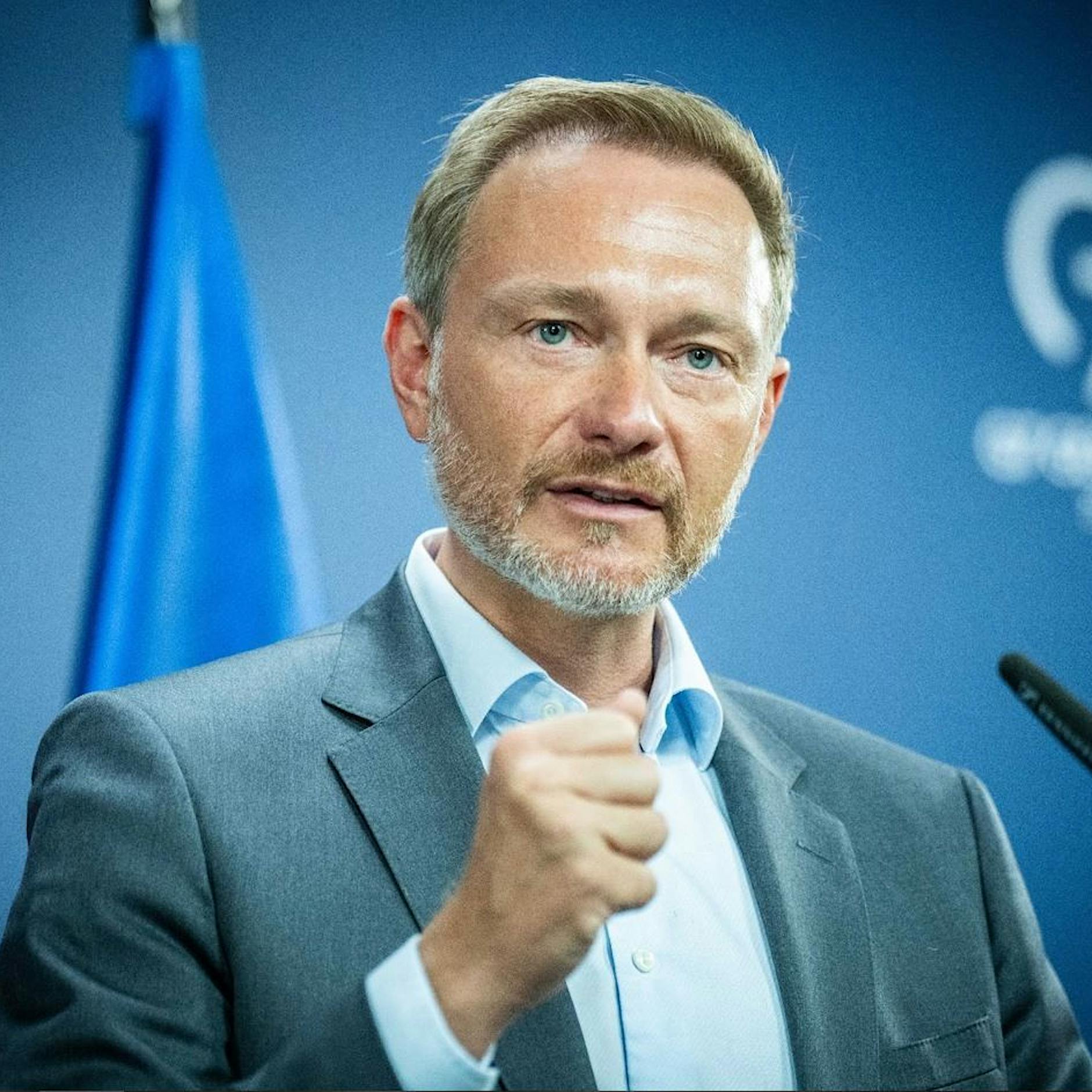 Lindner: Rentenbeiträge künftig voll absetzbar