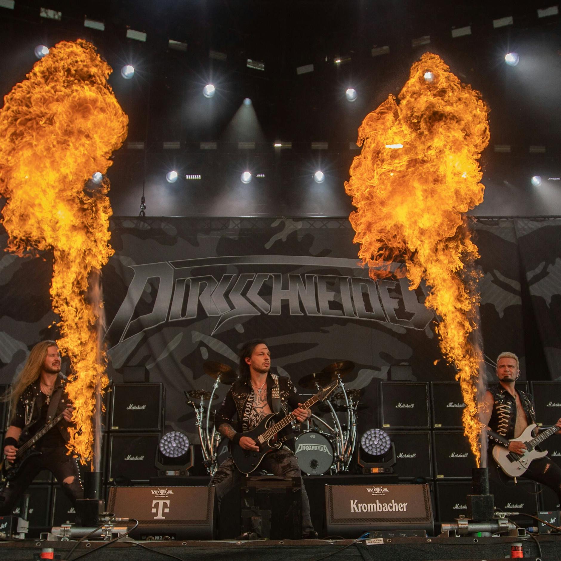 Irrer Zwischenfall beim Wacken-Festival: Besucher demoliert Bundeswehr-Panzer – DIESE Täterbeschreibung geht viral