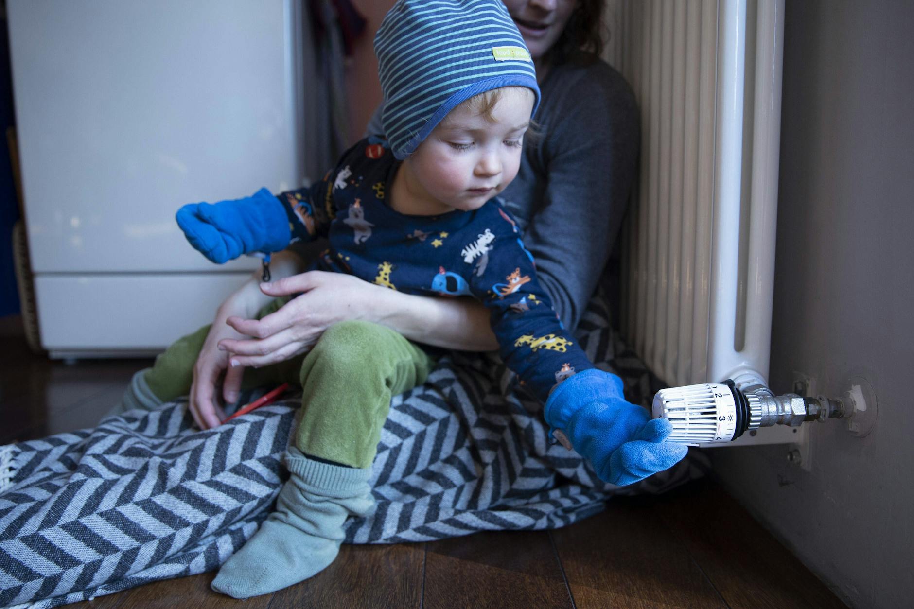 Für viele Familien werden die steigenden Energiepreise zunehmend zur finanziellen Belastung.