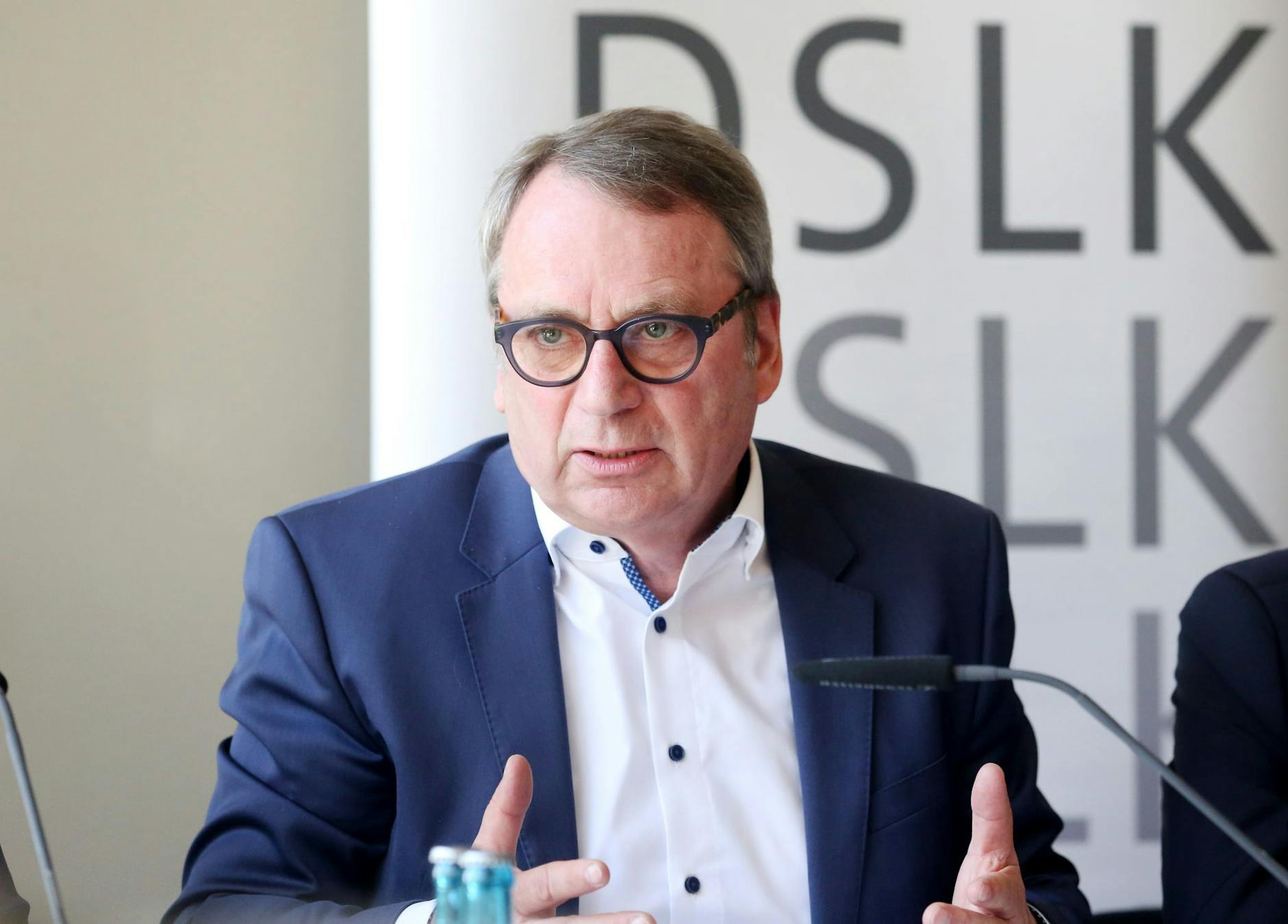 ARCHIV - «(...) sonst werden die Lernbedingungen für die Kinder und Jugendlichen nicht besser»: Udo Beckmann.