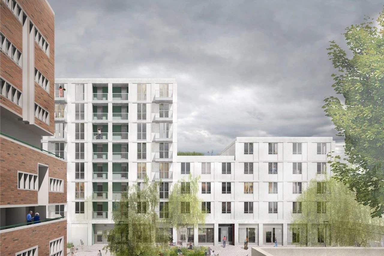 Blick in die Zukunft: Neben dem Hochhaus aus den 70er-Jahren (links im Bild) sollen ein Stadtplatz und ein neuer Wohnkomplex entstehen.