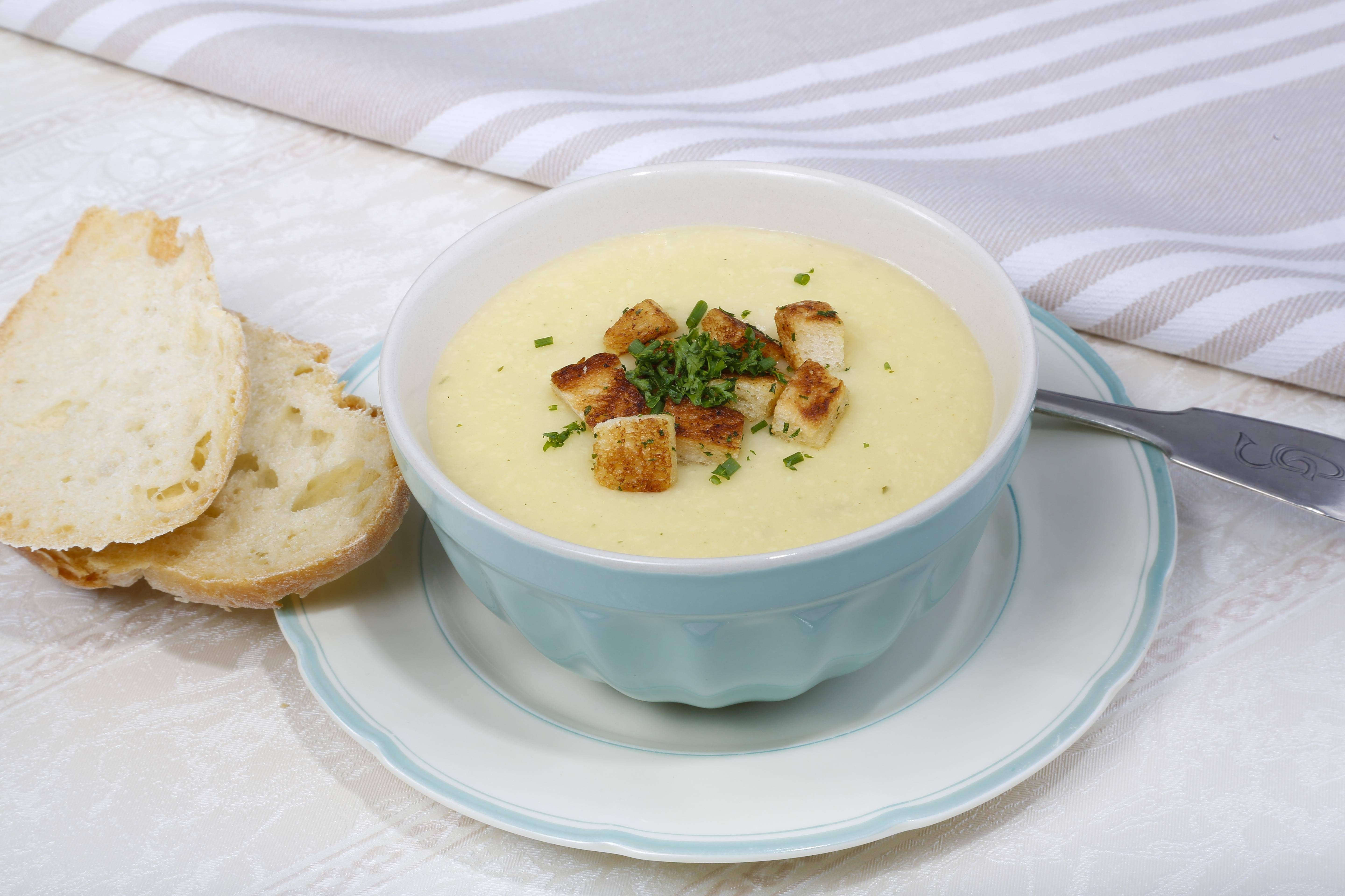 Geniales Blitz-Rezept: Käsesuppe – einfach, schnell und dann auch noch verdammt lecker!