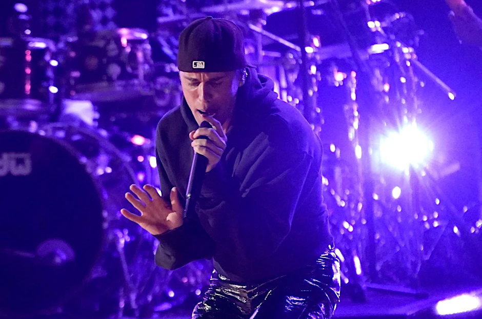 ARCHIV - Justin Bieber bei den 64. Grammy Awards.  