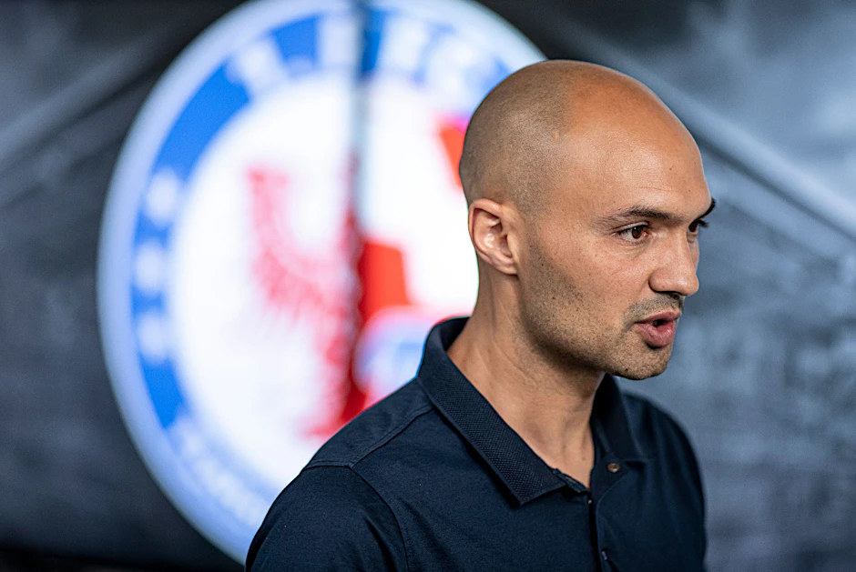 ARCHIV - Sofian Chahed, Cheftrainer von Turbine Potsdam.  