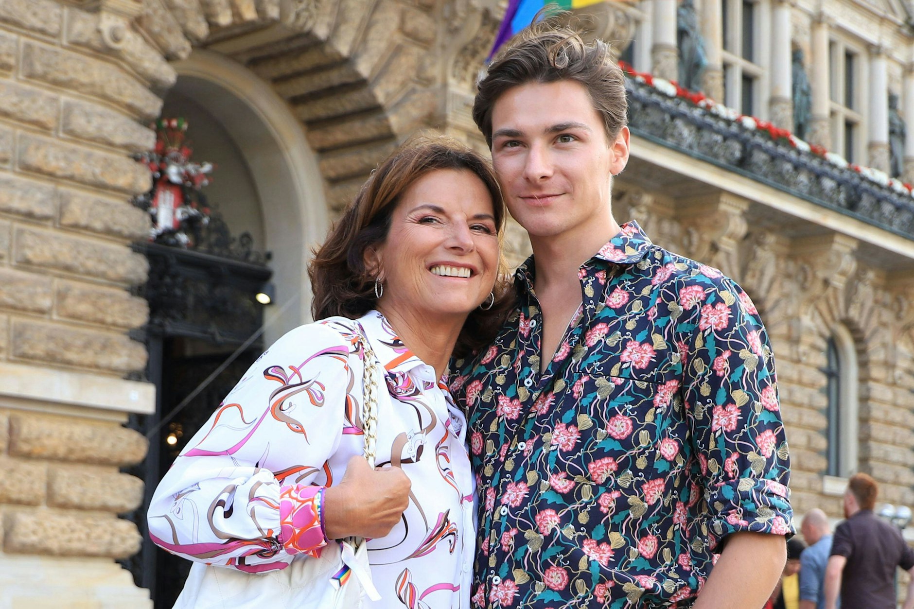 Claudia Obert und ihr Max sind seit kurzer Zeit ein Paar, lernten sich auf einem Event von Olivia Jones kennen.