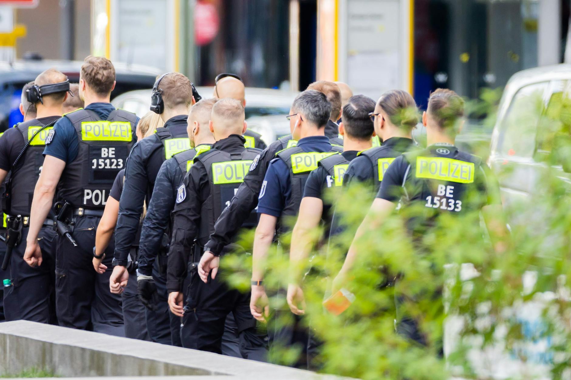 Berlin: Bei etwa 100 Beschäftigten der Polizei liegt ein Verdacht auf eine rechtsextremistische Einstellung vor. (Symbolbild)