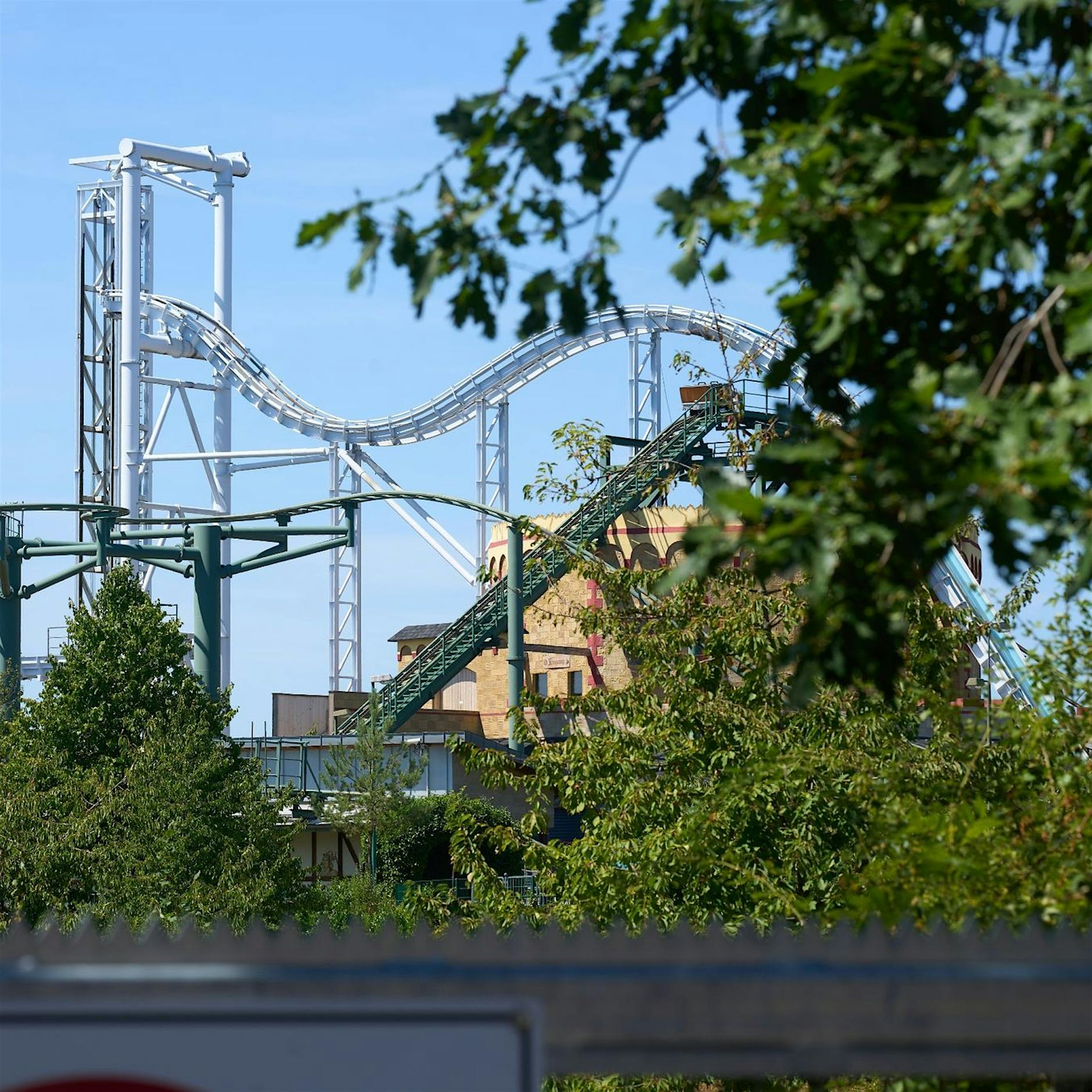 Image - Ermittlungen nach tödlichem Sturz aus Achterbahn