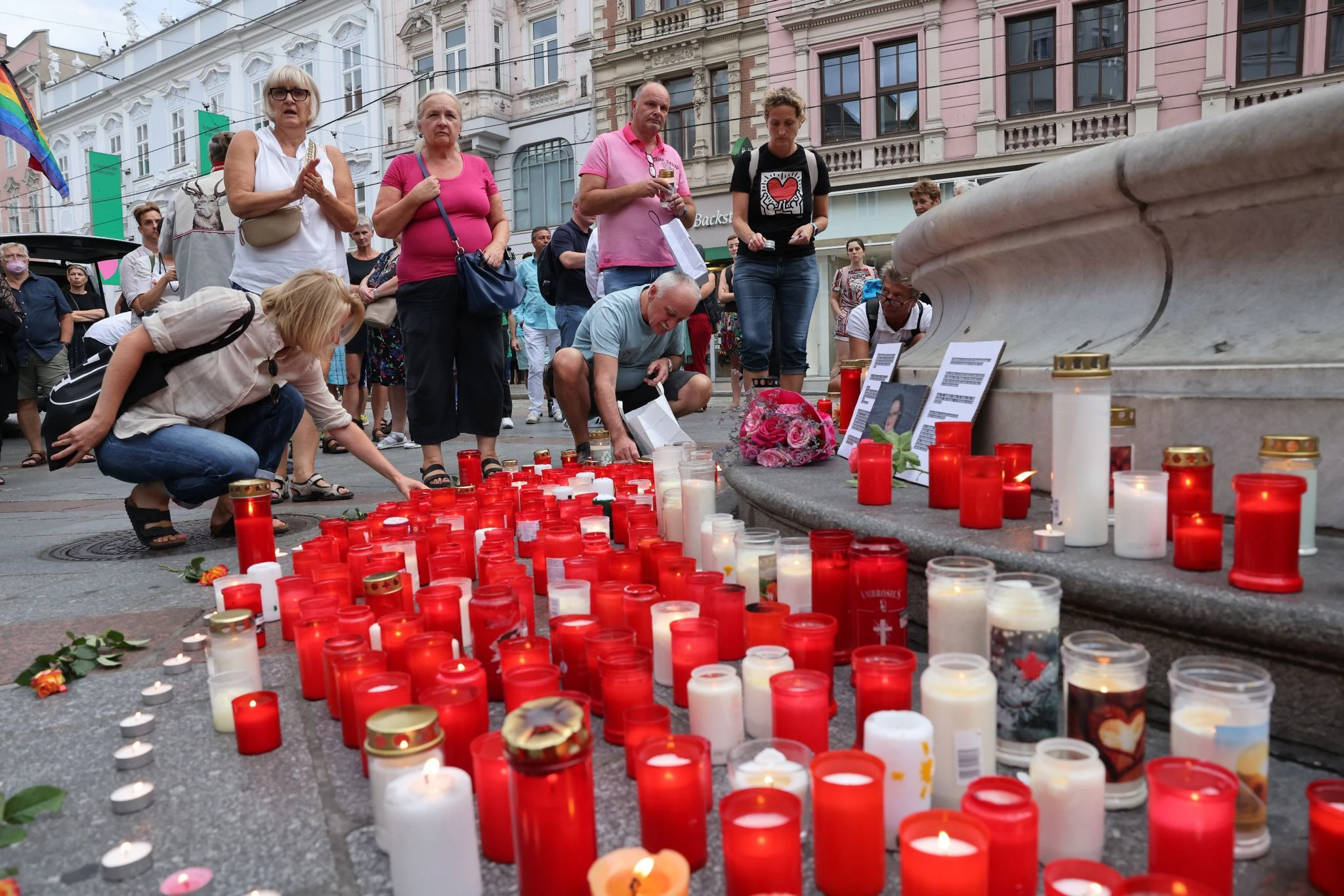 Trauer um Lisa-Maria Kellermayr: Die österreichische Ärztin war wegen ihres Engagements gegen die Pandemie immer wieder heftigen Anfeindungen ausgesetzt.  A/dpa