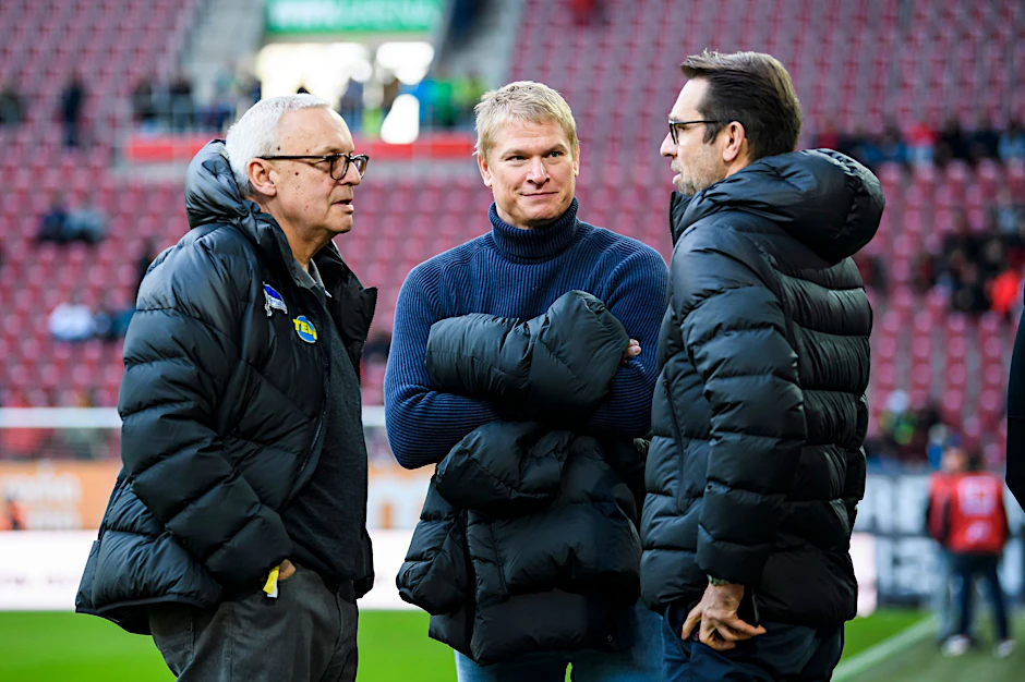 Bei Hertha Geschichte: Nach Manager Michael Preetz (r.) und Präsident Werner Gegenbauer (l.) ist nun auch Paul Keuter nicht mehr beim Fußballklub aktiv.