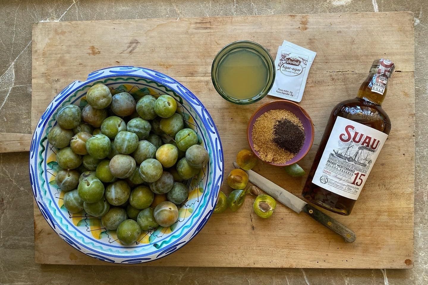 Wenige Zutaten, voller Genuss: Jetzt im Sommer wird eingekocht und im Winter genossen.