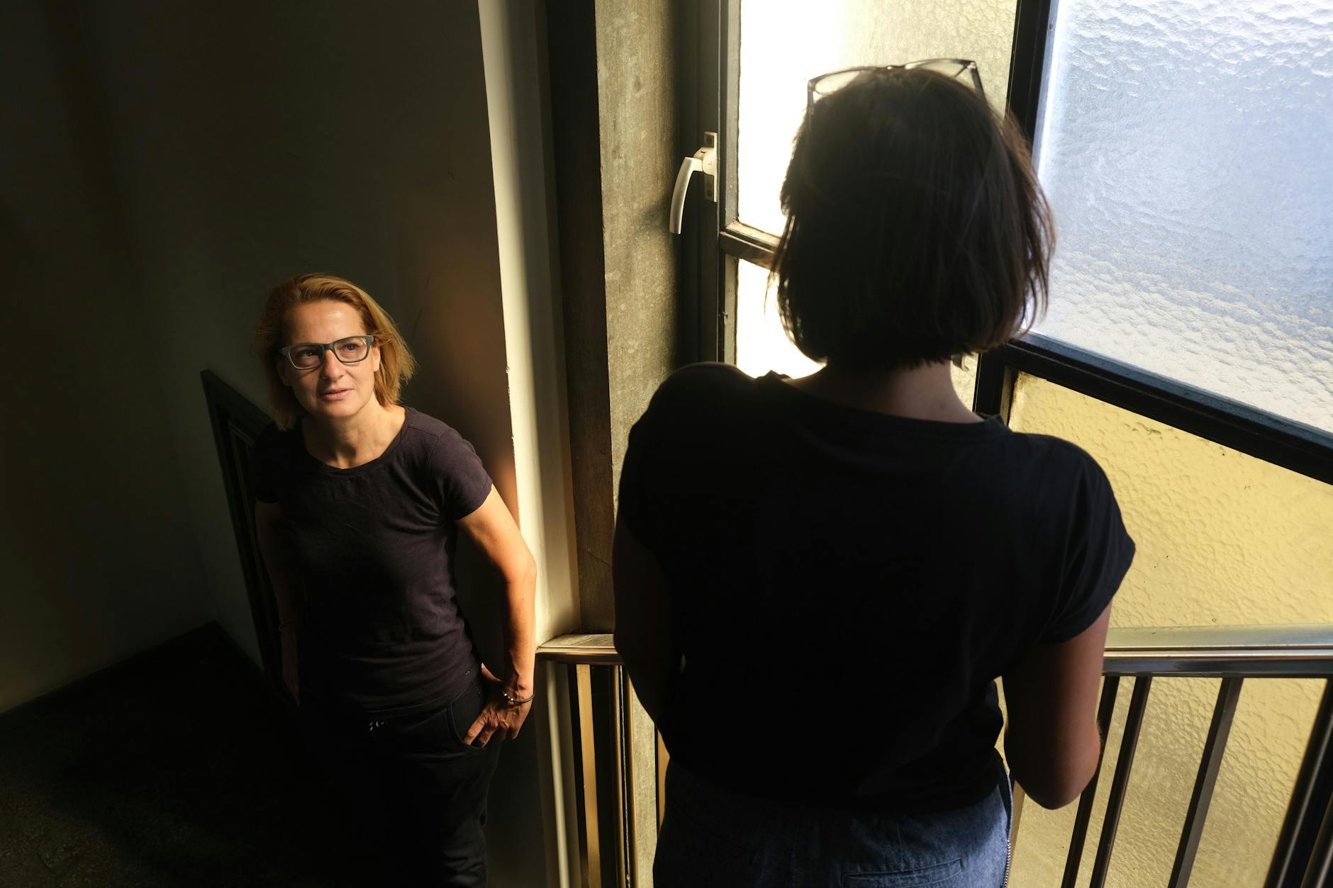 Die Verhandlerinnen der Berliner Polizei werden gerufen, wenn es gefährlich wird: Yvonne Tamborini (l.) und Diana F.