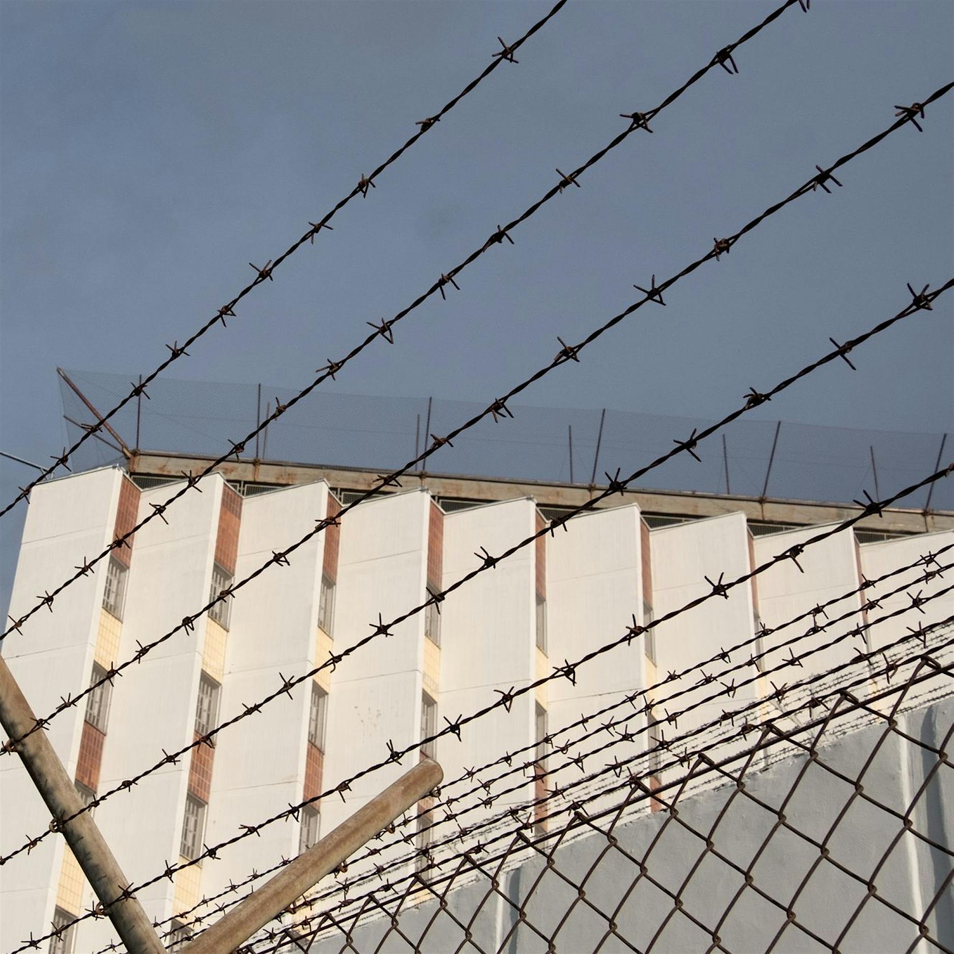 Zahl der Häftlinge in Gefängnissen leicht gestiegen