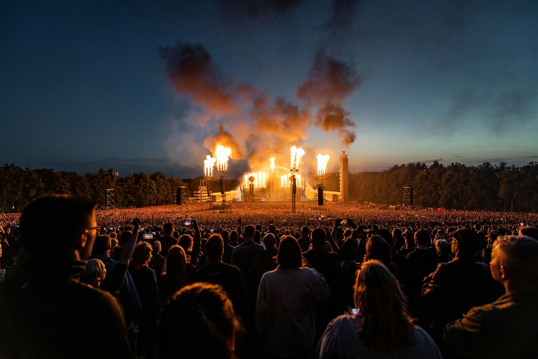 Hunderttausende Menschen sahen die Konzerte von Rammstein bei der Europa-Tour - nun wird die Konzertreihe fortgesetzt.