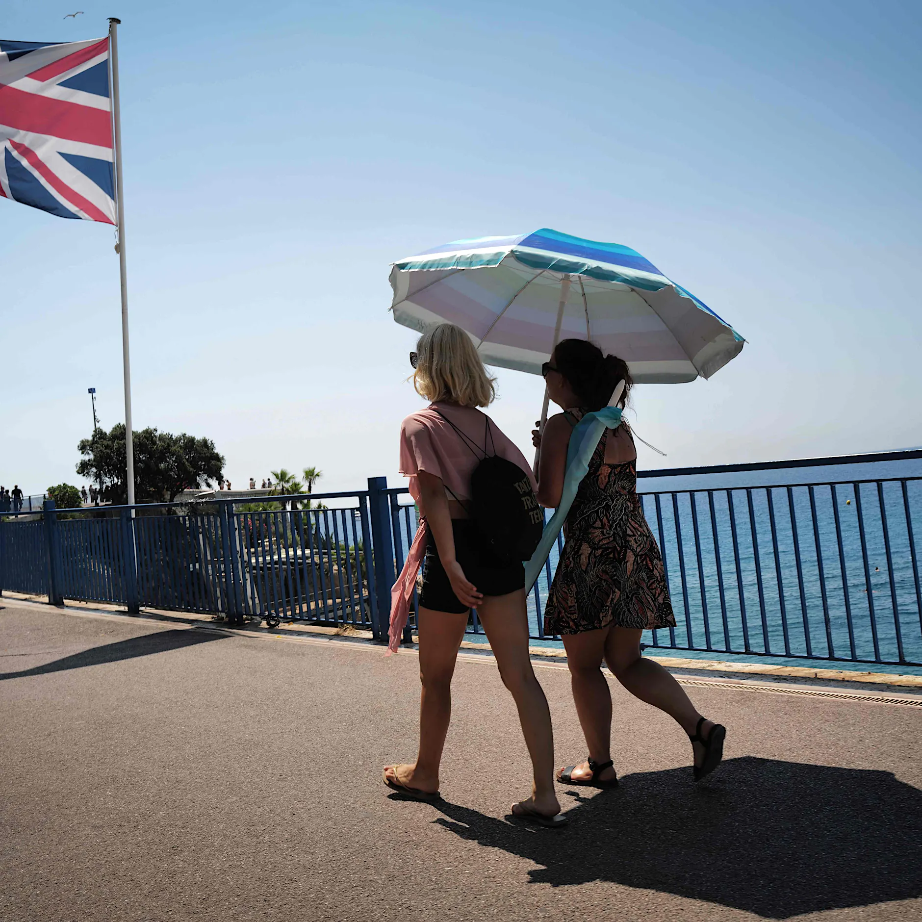 Französische Riviera: Unverschämter Eskapismus für politisch müde Berliner