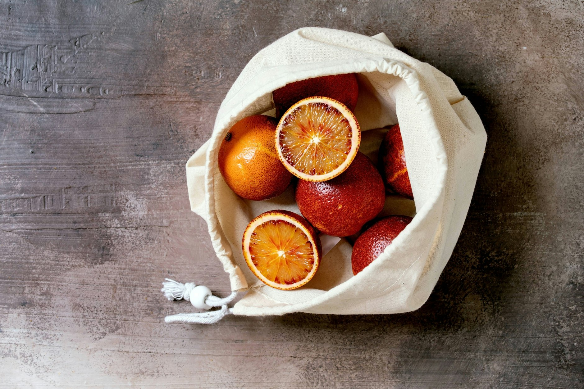 Orangen aus Sizilien: rot, aromatisch und auch in Berlin zu haben.
