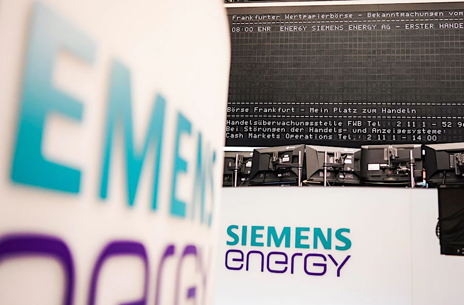 ARCHIV - «Siemens Energy».  