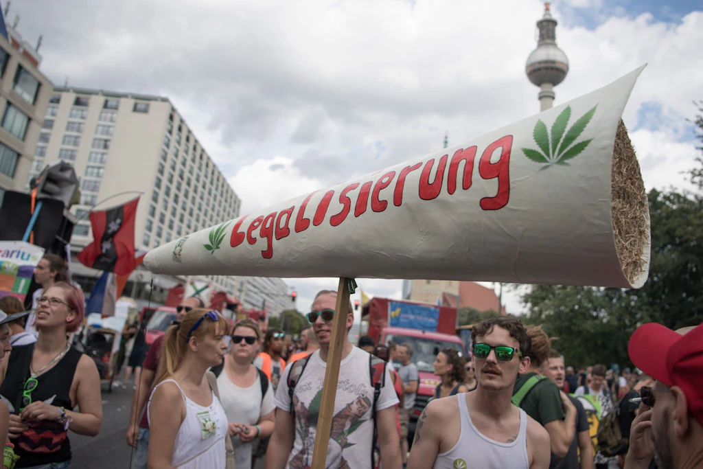 Berliner Grüne wollen harte Party-Drogen entkriminalisieren