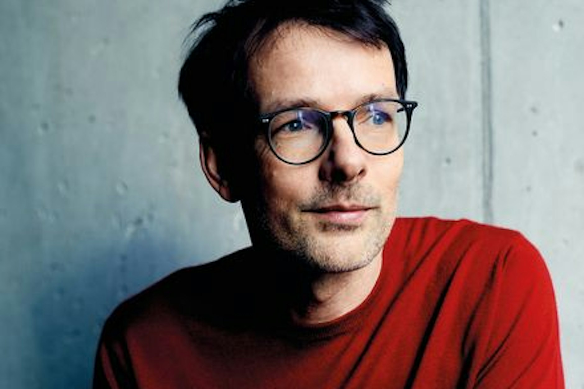 Jan Böttcher veröffentlichte zuletzt den Roman „Das Kaff“, mit dem „Rosen-Experiment“ geht er in Berliner und Wissenschaftsgeschichte.