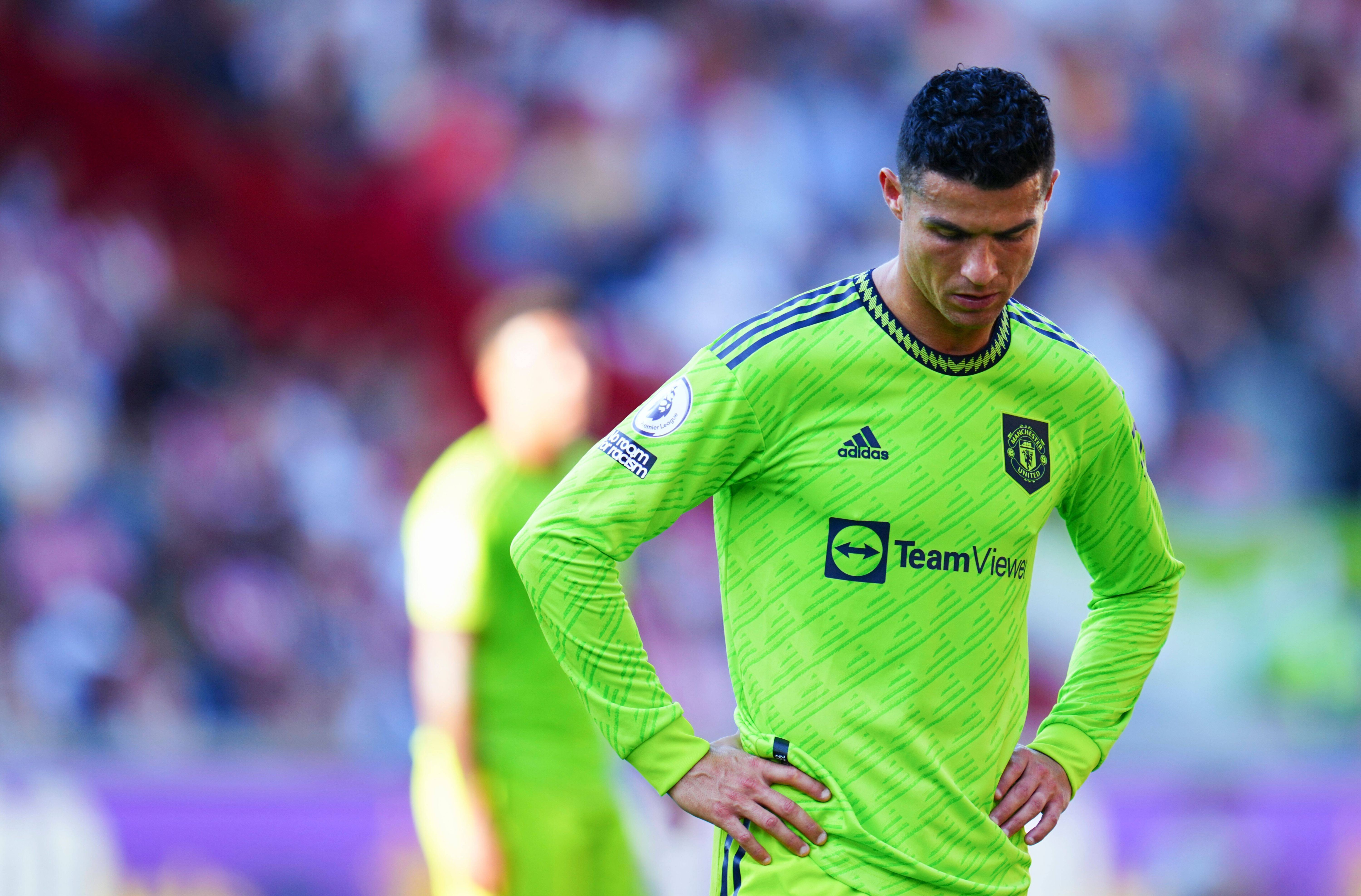 Image - Die Vernichtung von Machester United! Schlusslicht und neuer Zoff zwischen Cristiano Ronaldo und Coach Erik ten Hag nach Peinlich-Schlappe in Brentford