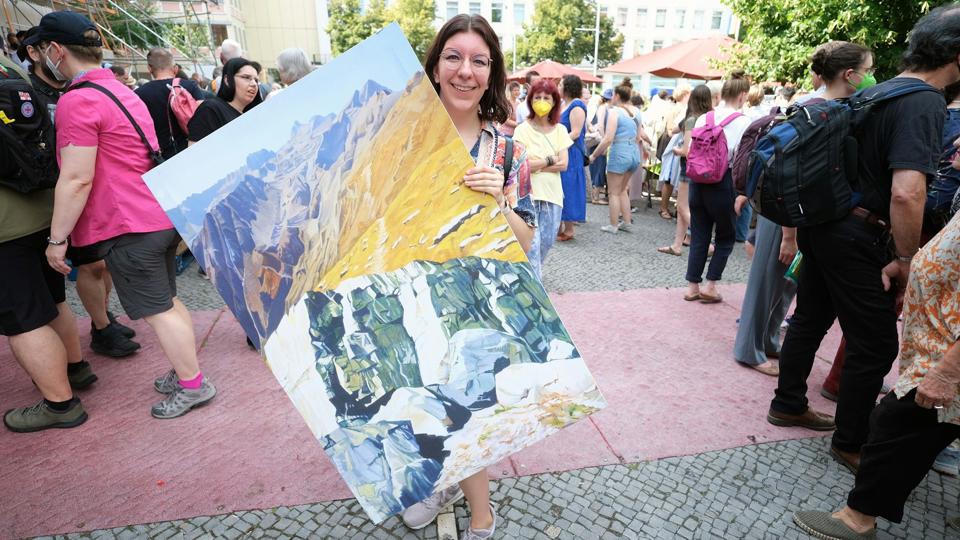 Marie mit Gebirgslandschaft: Das 5-Euro-Werk wird ihr  Schlafzimmer zieren.