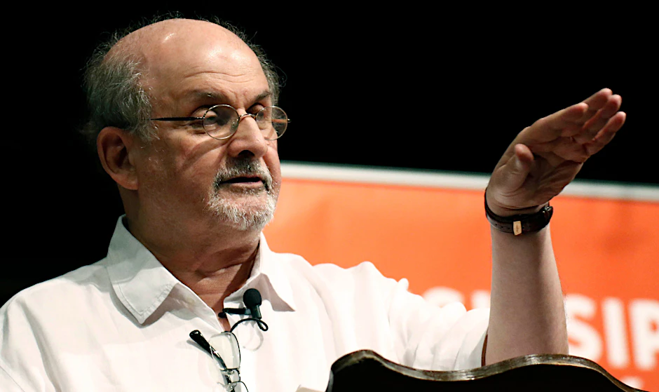 Salman Rushdie hält eine Rede beim Mississippi Book Festival im August 2018.