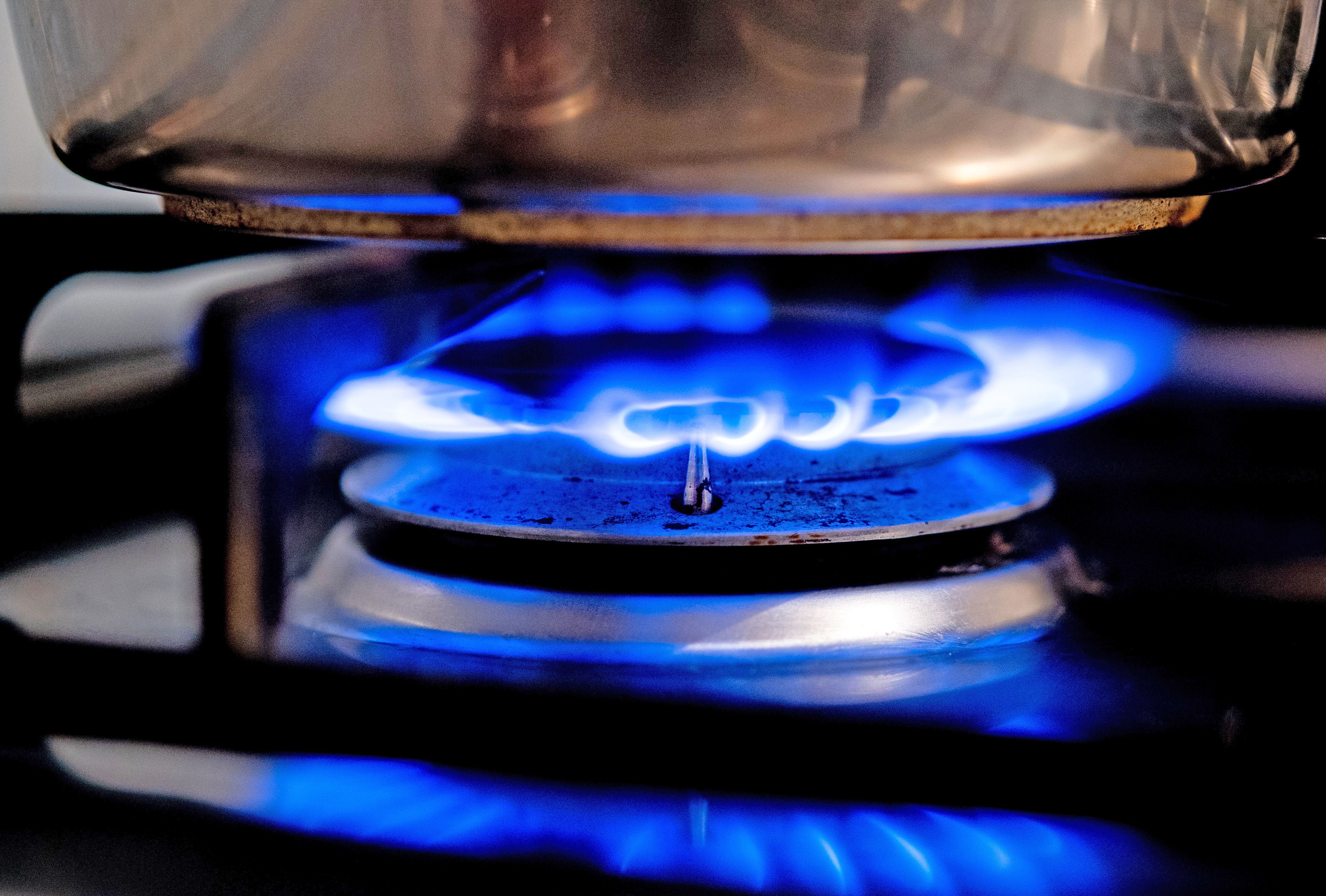 Image - Heute ist Tag der Wahrheit: Höhe der Gasumlage wird bekannt – SO VIEL zahlen Sie wirklich mehr!