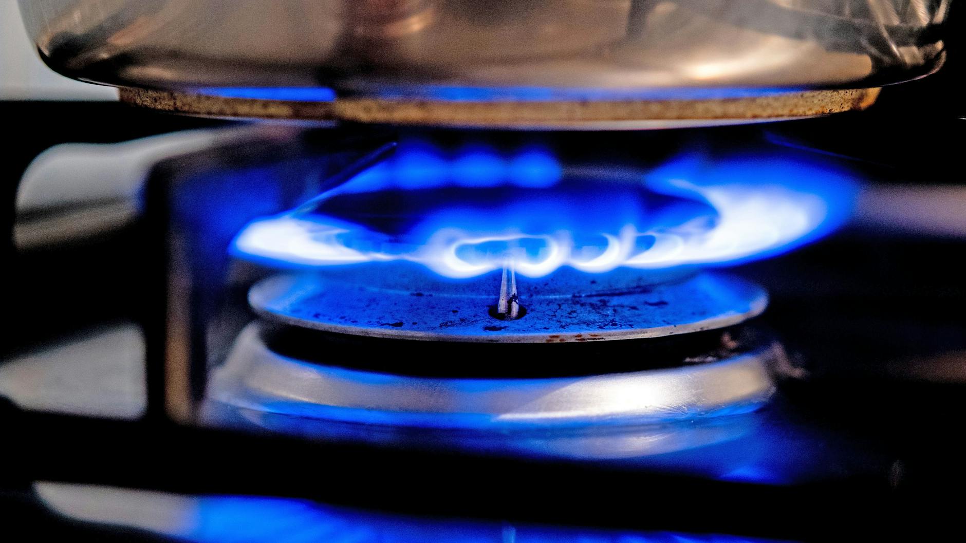 Ab 1. Oktober wird eine Gasumlage für Kunden fällig, für Familien drohen bis 1200 Euro Mehrkosten.