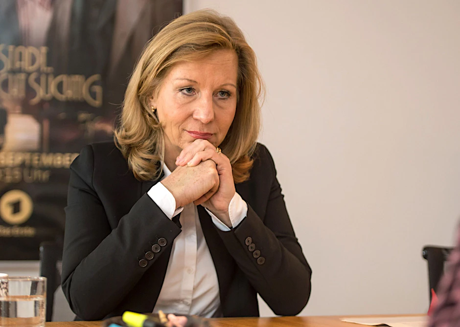 Patricia Schlesinger, ehemalige RBB-Intendantin und ARD-Vorsitzende, wurde am Montag bei einer Sondersitzung fristlos entlassen.