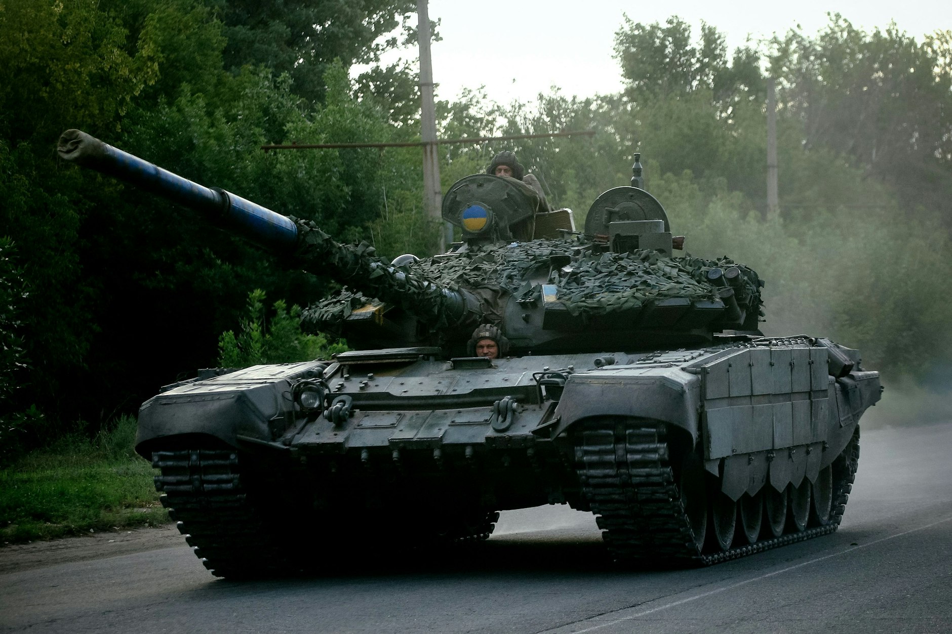 Ein ukrainischer Panzer in Donezk