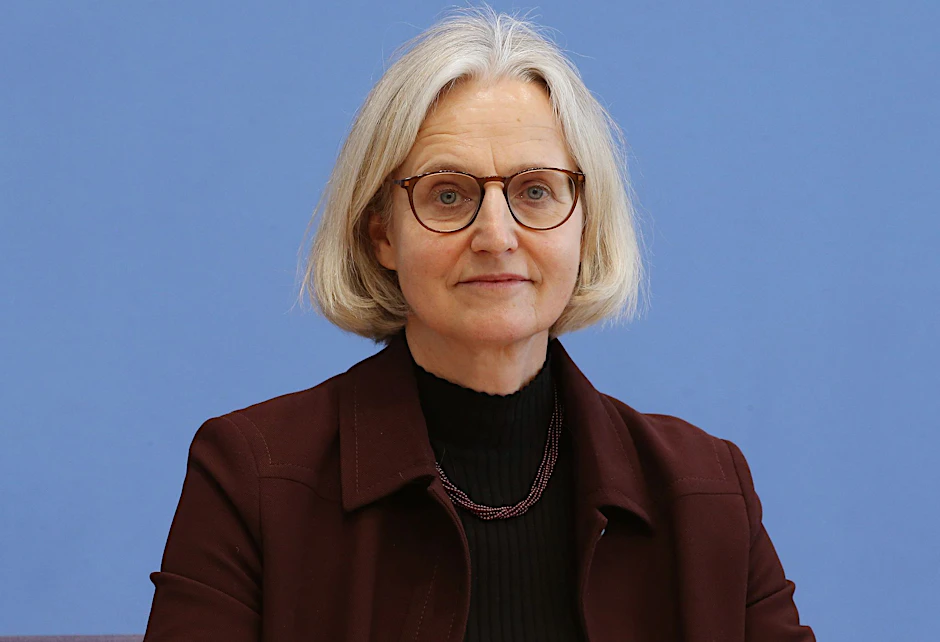 Regierungssprecherin Christiane Hoffmann hat sich besorgt über die Angriffe auf das ukrainische Kernkraftwerk&nbsp;Saporischschja geäußert.