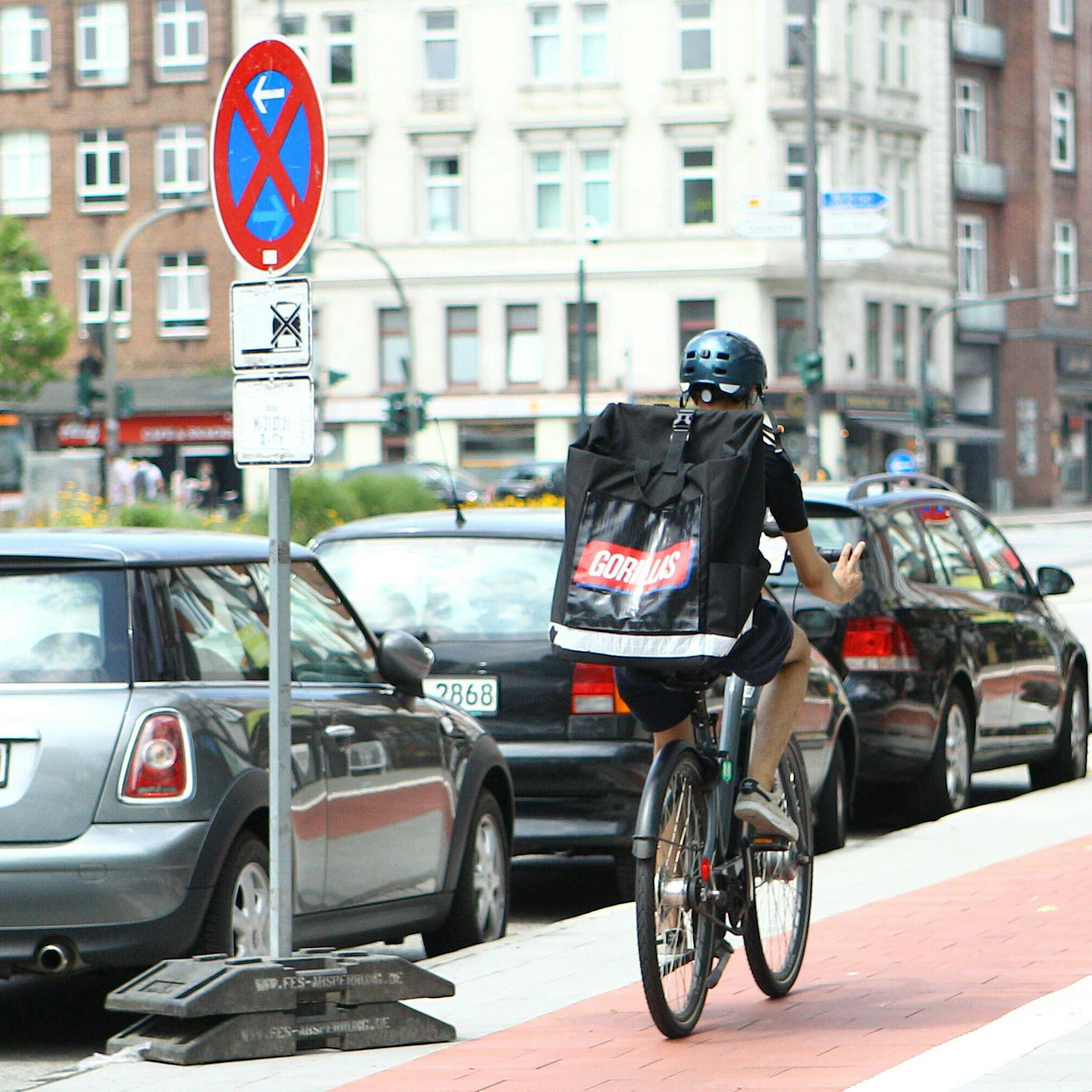 Der große Lieferdienst-Überblick: Wer liefert noch, wie teuer ist es, wann und wie schnell wird geliefert?