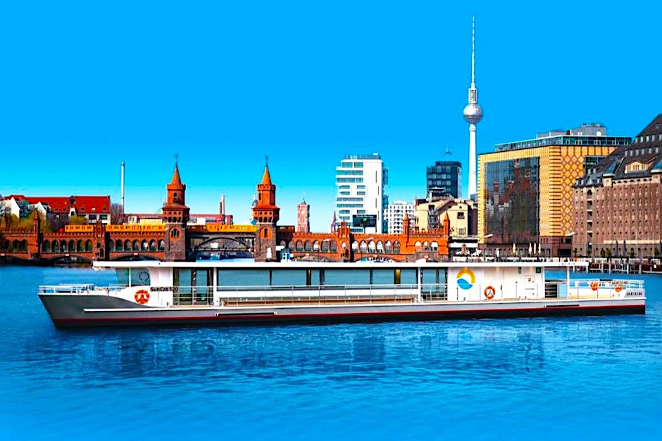Solarschiff „Hermine“: umweltfreundlich, modern und mit viel Platz ...