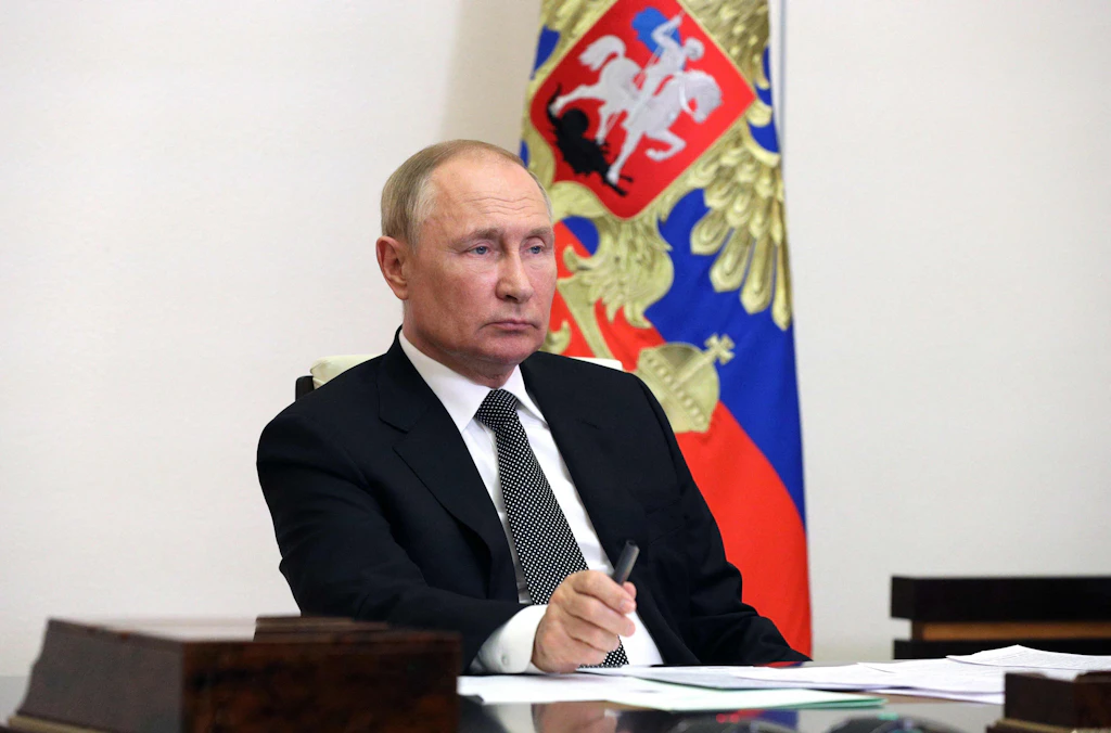 Putin wettert erneut gegen den Westen